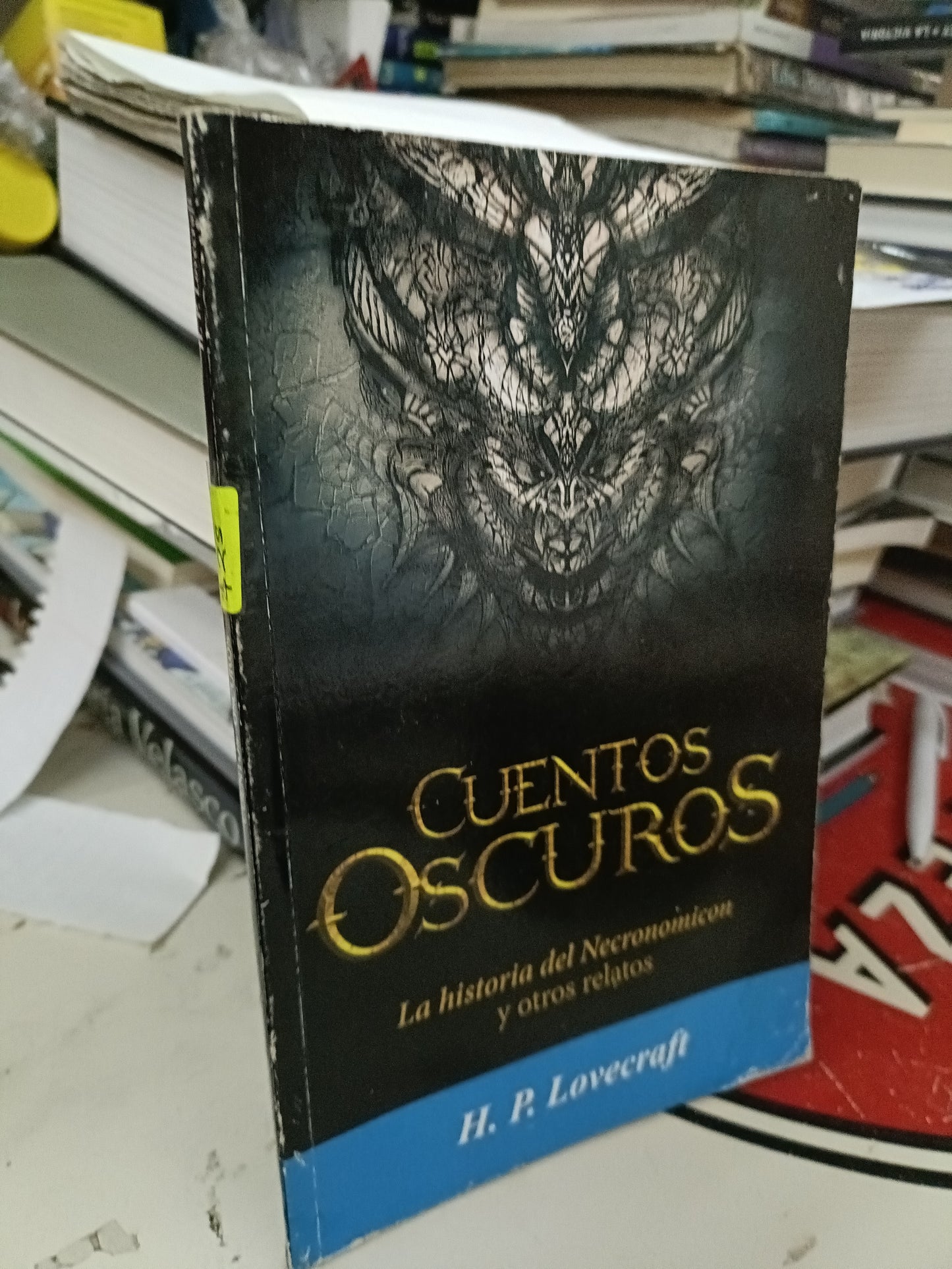 CUENTOS OSCUROS LA HISTORIA DEL NECRONOINICON Y OTROS RELATOS POR H. P. LOVECRAFT USADO NOVELA LITERARIO 207