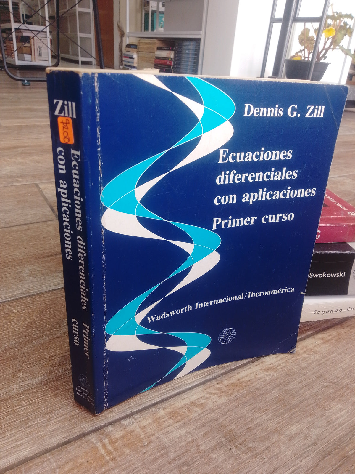 ECUACIONES DIFERENCIALES CON APLICACIONES POR DENNIS G. ZILL USADO MATEMATICAS JUAREZ 515