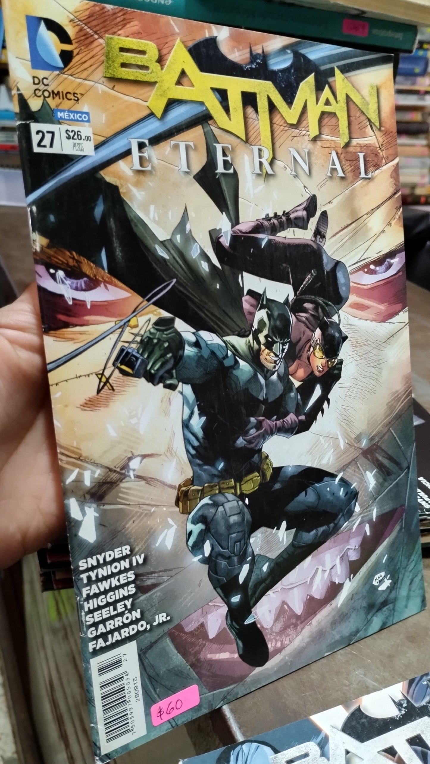 BATMAN ETERNAL 27 LIBRO USADO NOVELAS ALDAMA