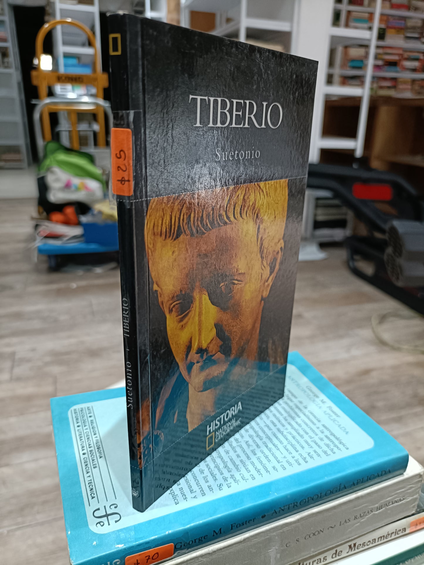 TIBERIO POR SUETONIO USADO HISTORIA JUAREZ 515
