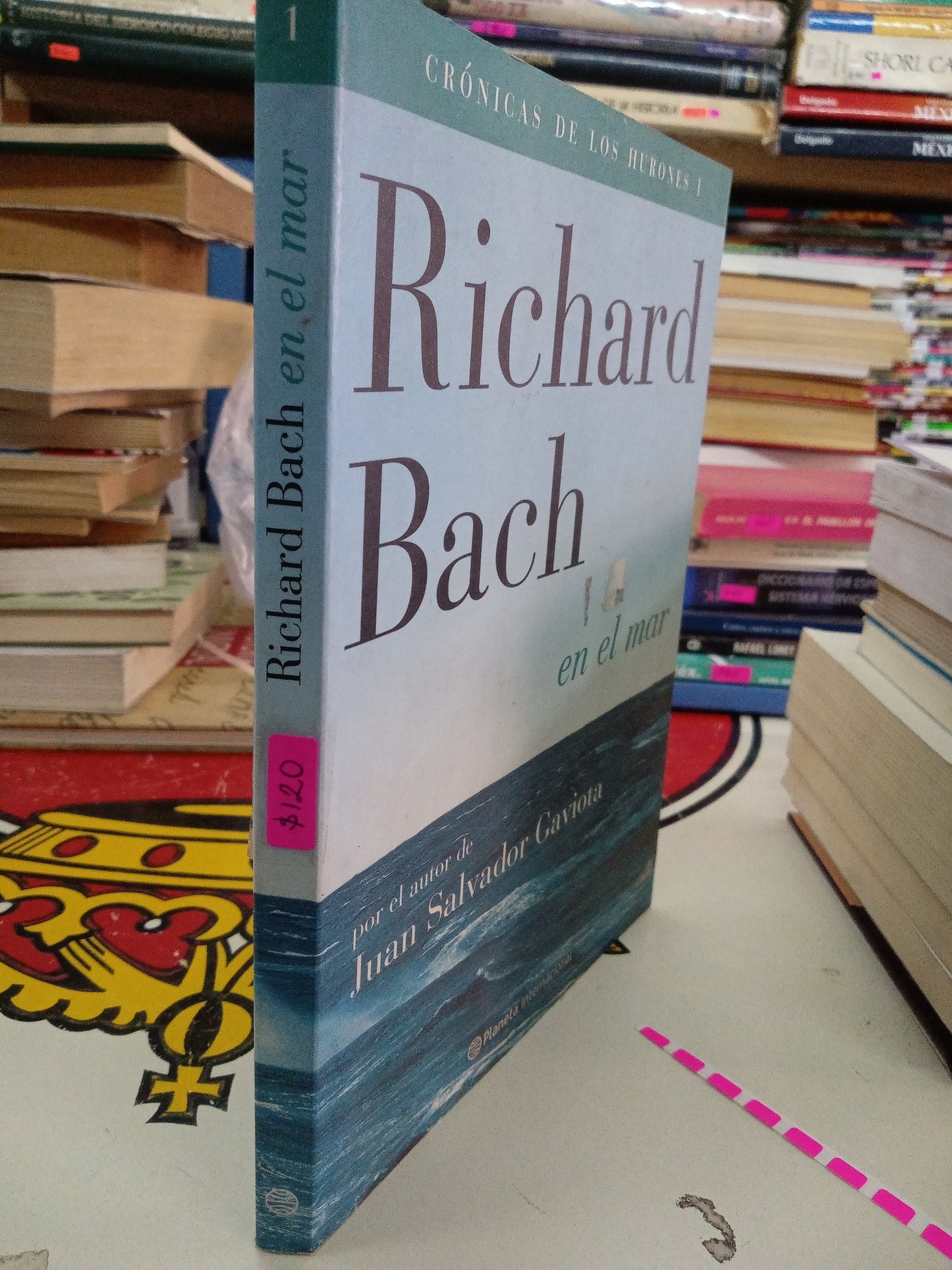 RICHARD BACH EN EL MAR USADO NOVELAS LITERARIO 207