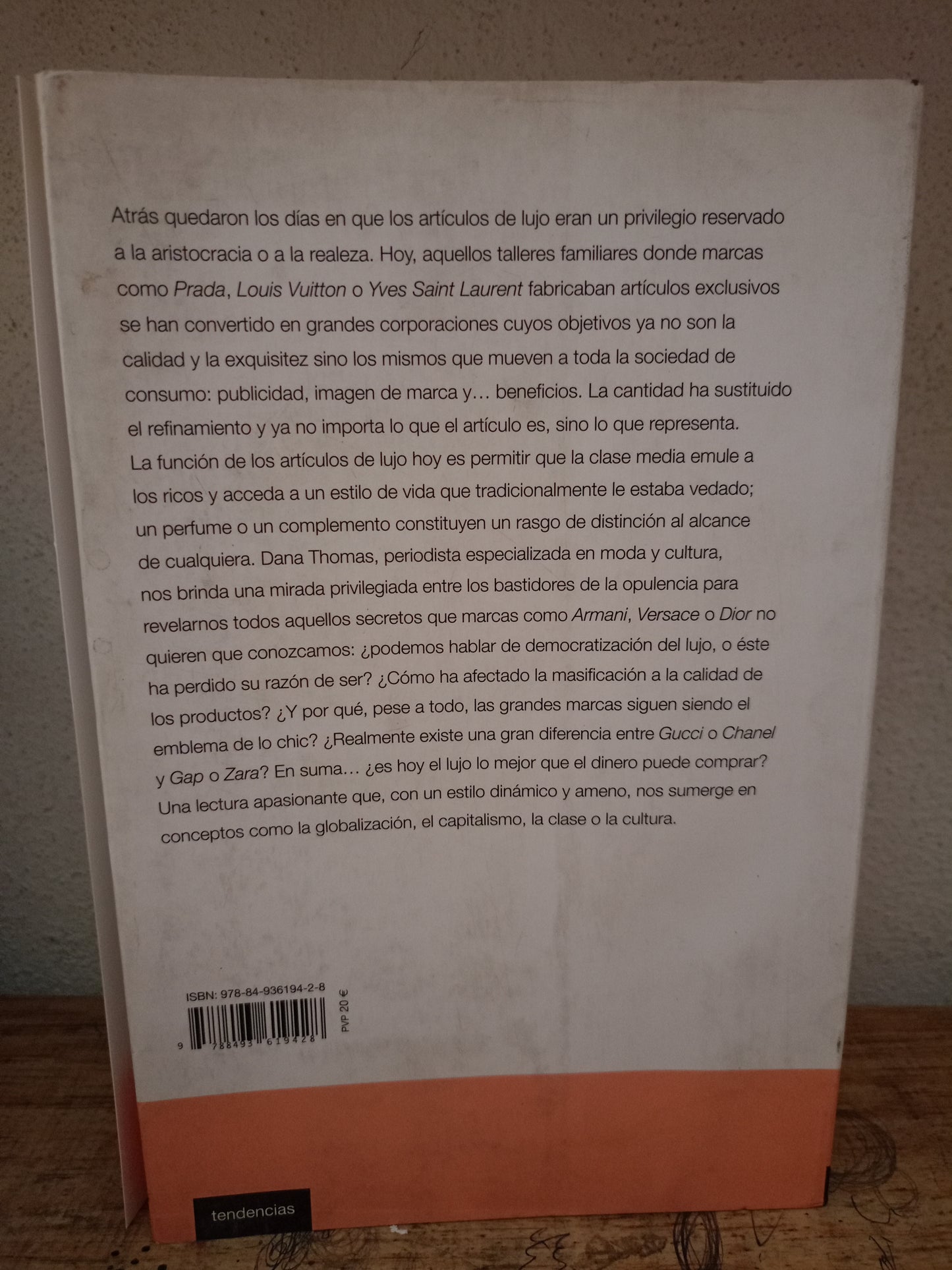 DELUXE POR DANA THOMAS USADO NOVELA LITERARIO 305