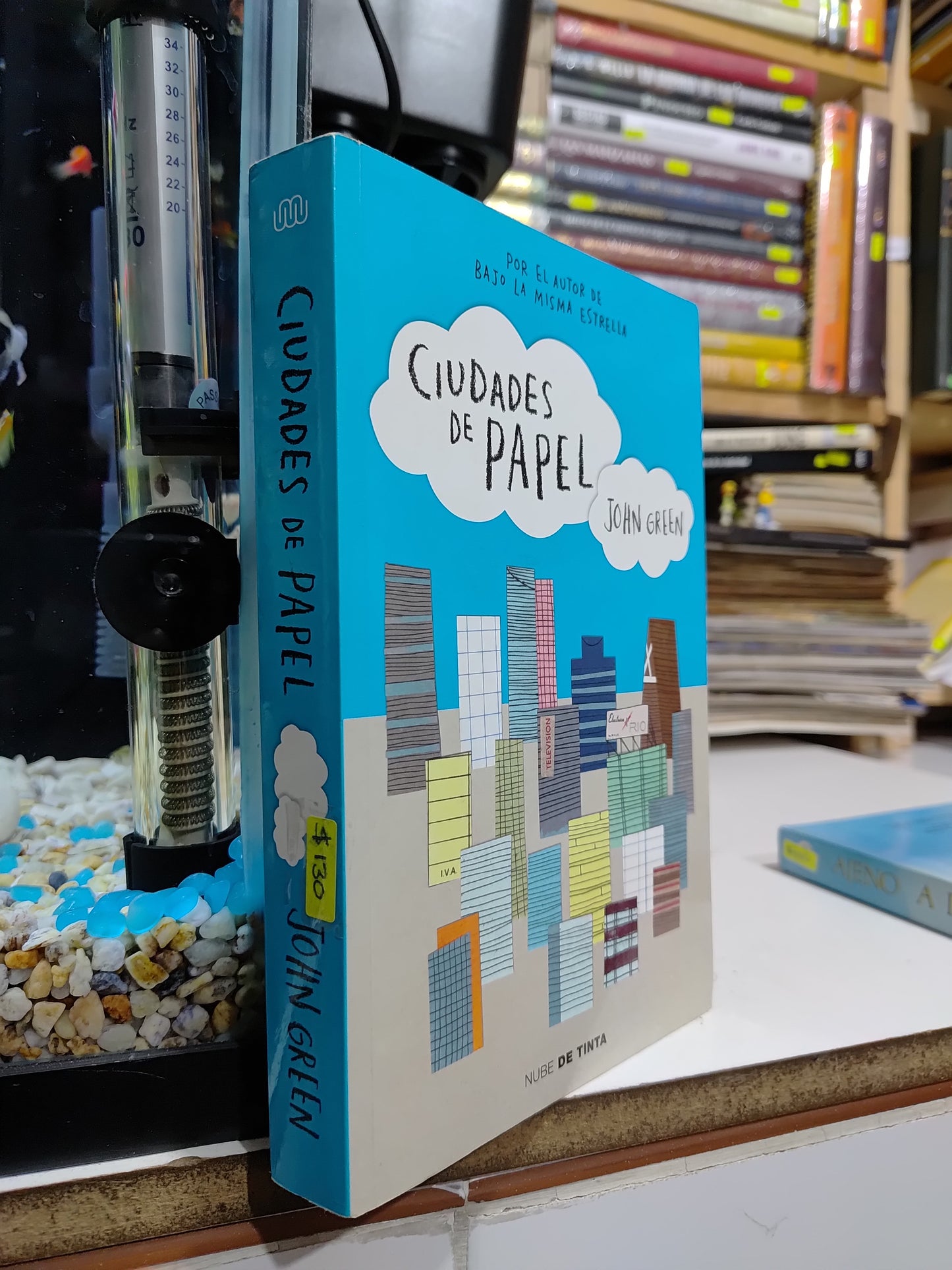 CIUDADES DE PAPEL POR JOHN GREEN USADO NOVELAS JUAREZ