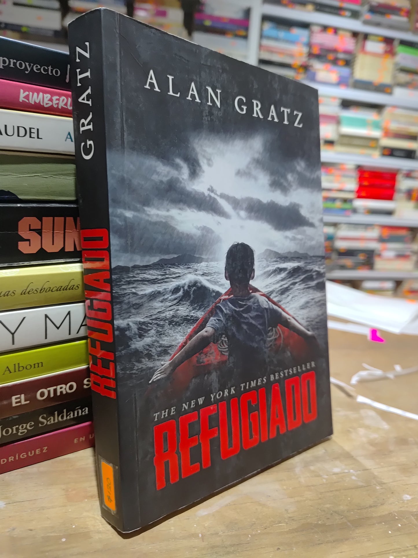 EL REFUGIADO POR ALAN GRATZ USADO NOVELAS JUAREZ 515