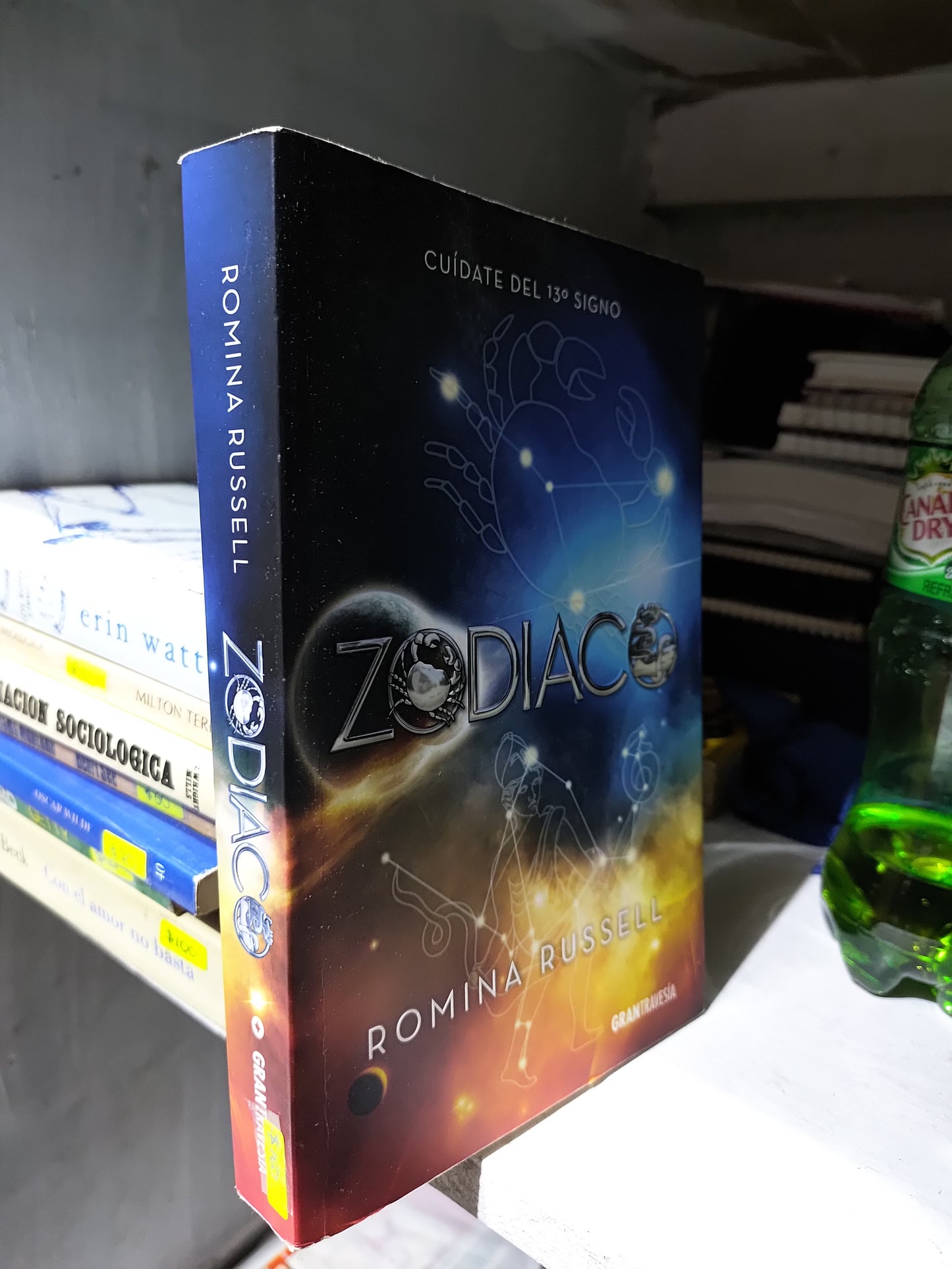 ZODIACO POR ROMINA RUSSELL USADO NOVELAS JUAREZ