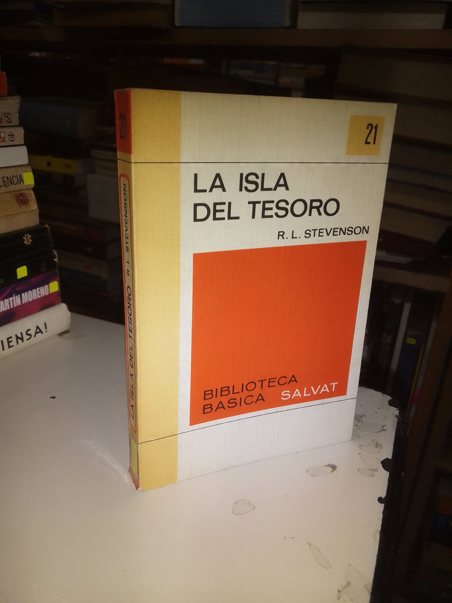 LA ISLA DEL TESORO POR R.L. STEVENSON USADO NOVELA LITERARIO 207