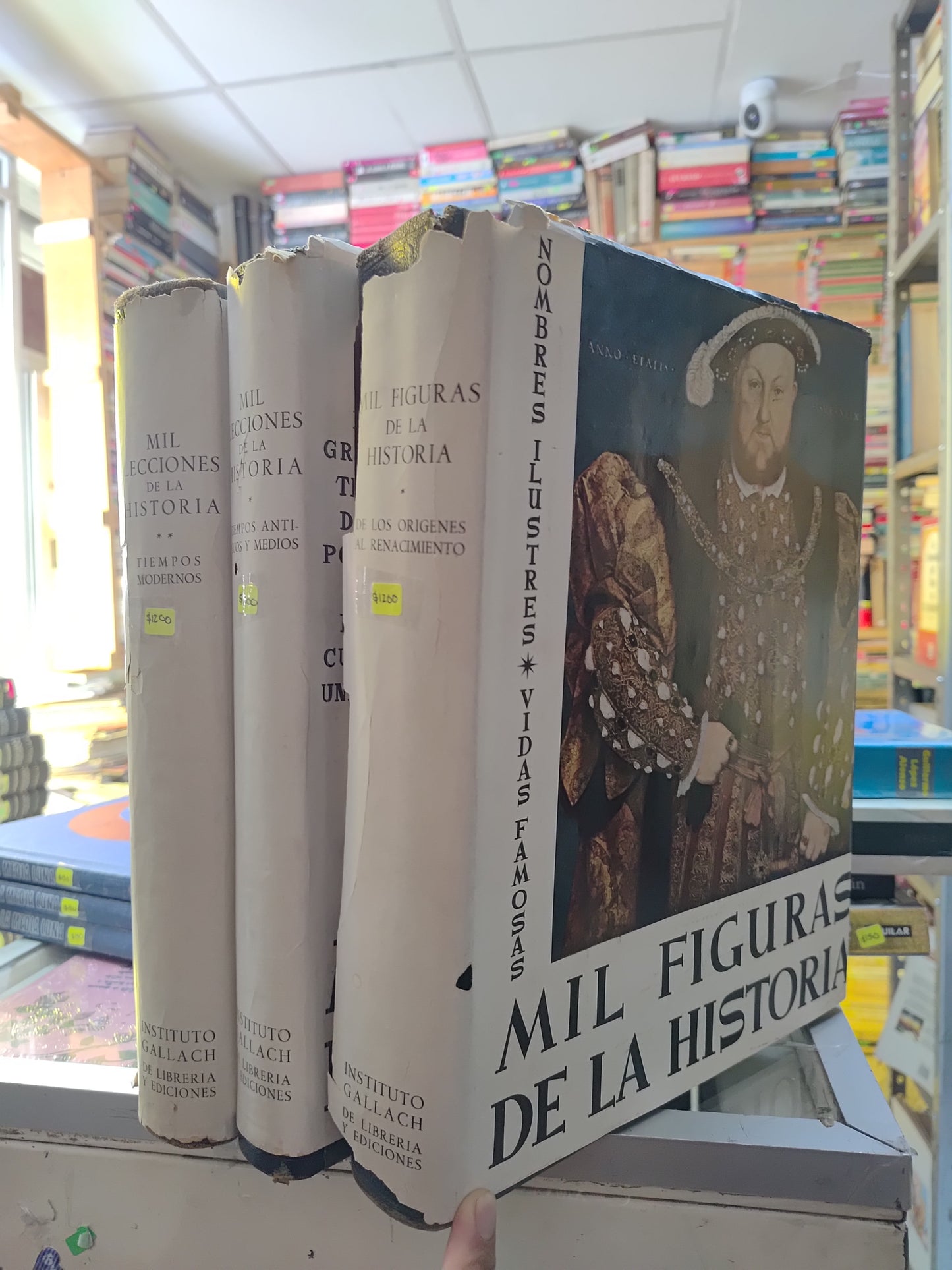 MIL FIGURAS DE LA HISTORIA POR INSTITUTOS GALLACH USADO HISTORIA JUAREZ 507 3 TOMOS $1200 C/U