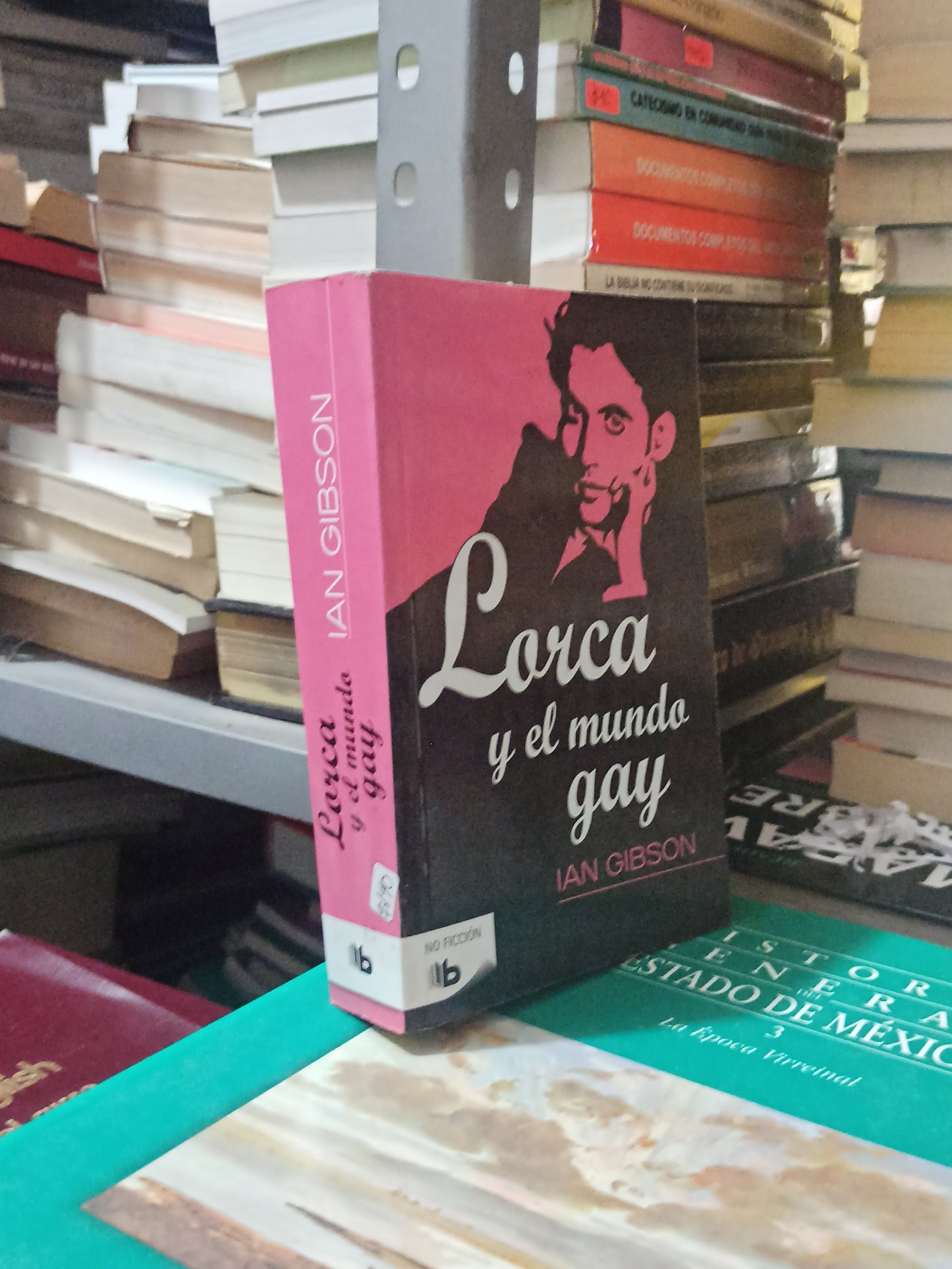 LORCA Y EL MUNDO GAY POR IAN GIBSON USADO NOVELAS JUÁREZ
