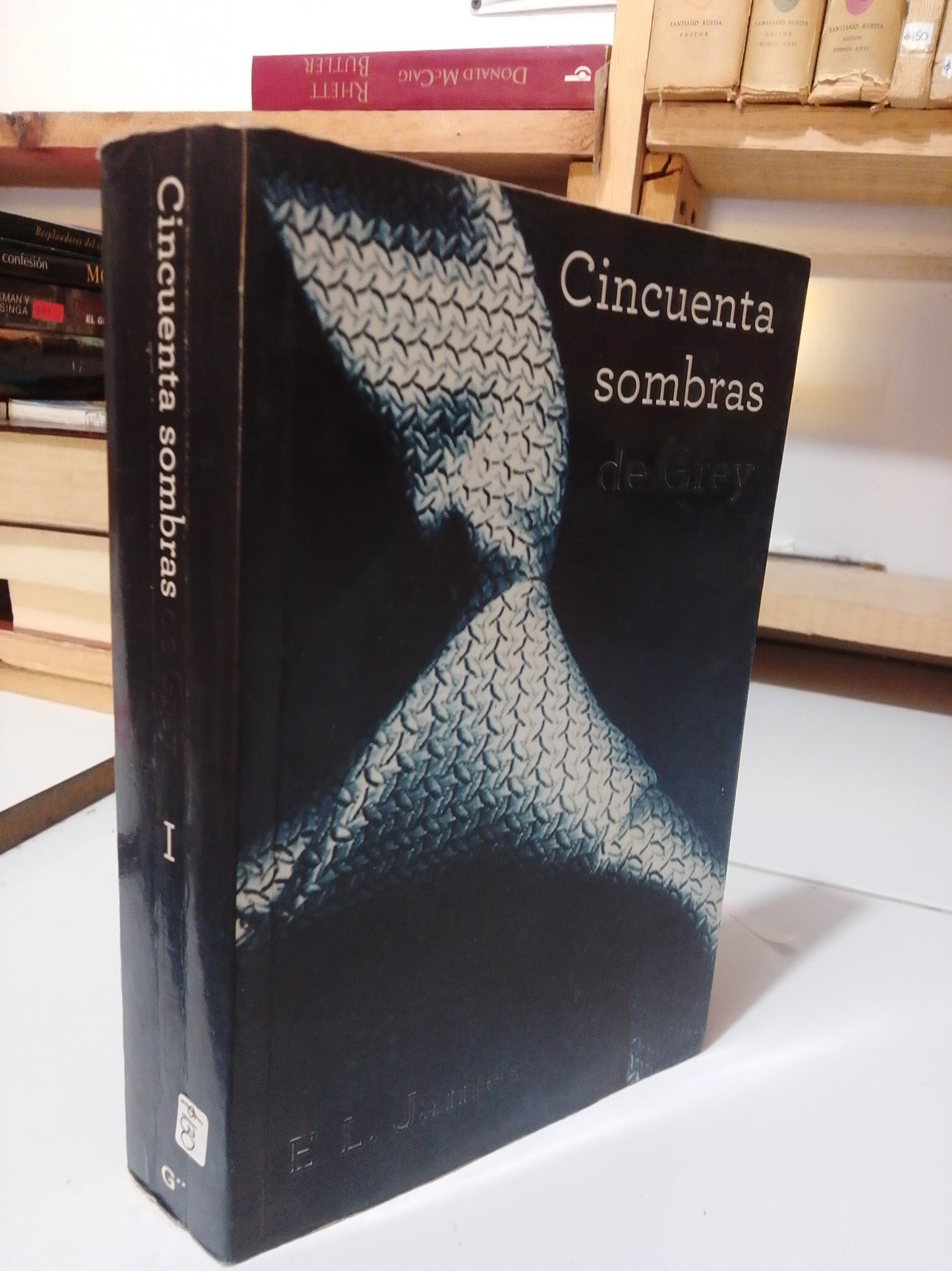 CINCUENTA SOMBRAS DE GREY POR E.L.JAMES USADO NOVELA JUÁREZ