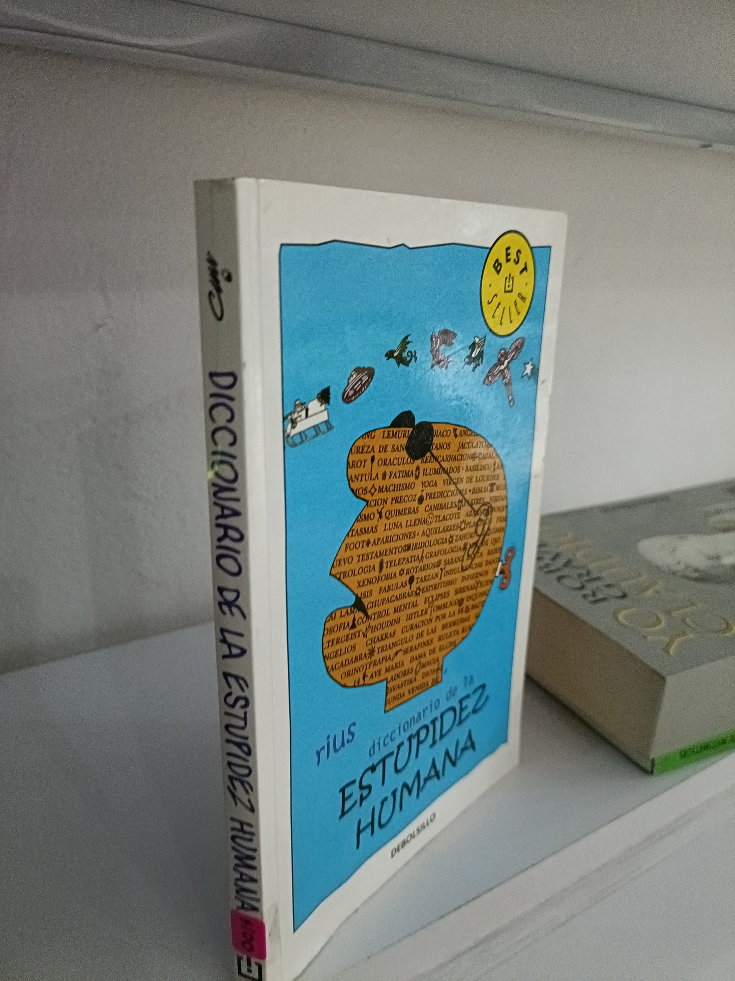 DICCIONARIO DE LA ESTUPIDEZ HUMANA POR RIUS USADOS NOVELAS JUAREZ 515