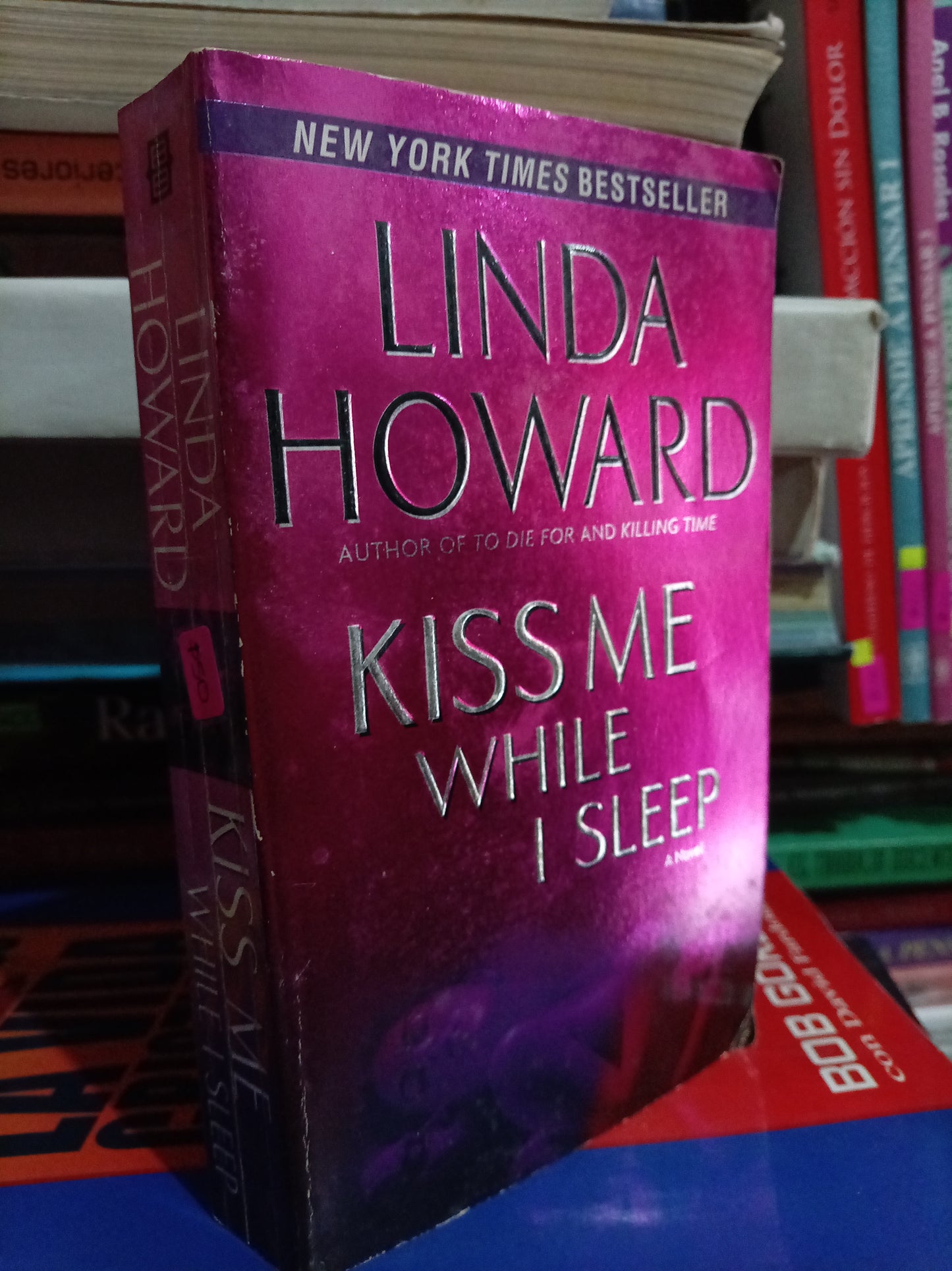KISS ME WHILE I SLEEP POR LINDA HOWARD USADO IDIOMAS LITERARIO 305