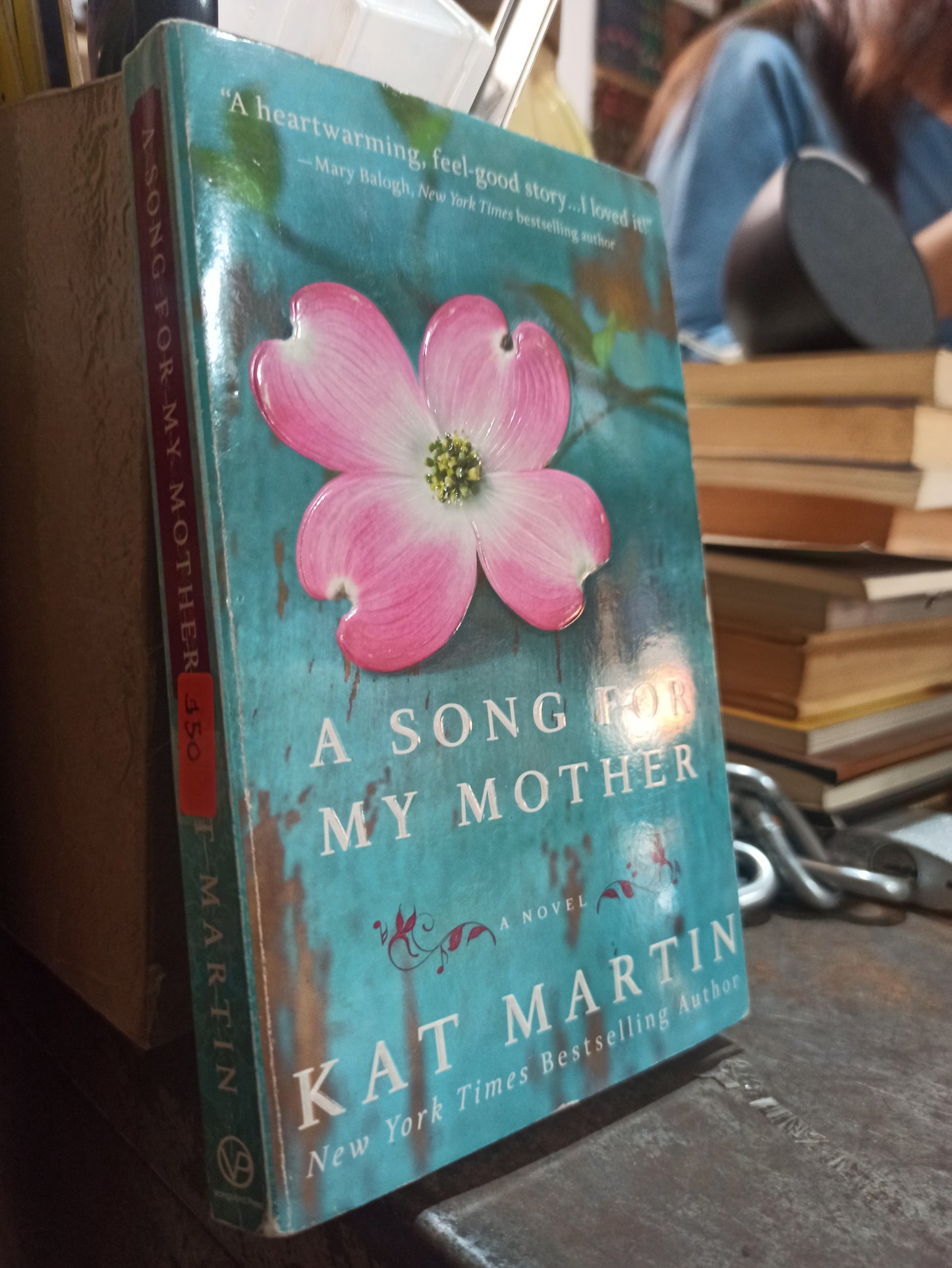 A SONG FOR MY MOTHER POR KAT MARTIN USADO IDIOMAS ALDAMA