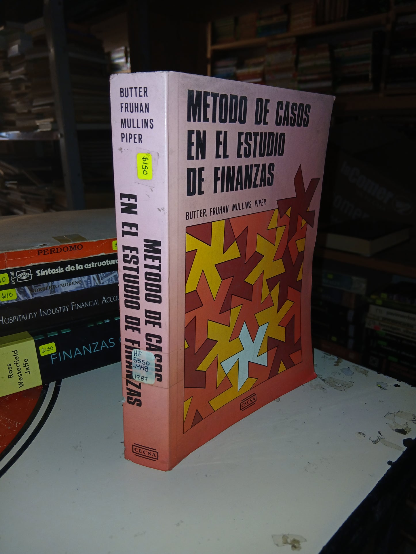 MÉTODO DE CASOS EN EL ESTUDIO DE FINANZAS POR BUTTER, FRUHAN, MULLINS Y PIPER USADO ADMINISTRACIÓN LITERARIO 207