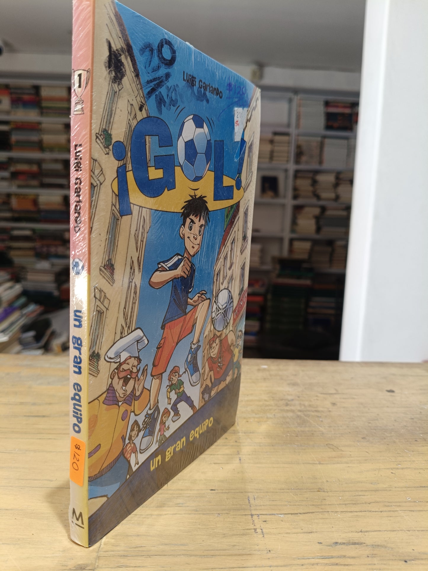 UN GRAN EQUIPO POR LUIGI GARLANDO USADO NOVELA JUAREZ 515