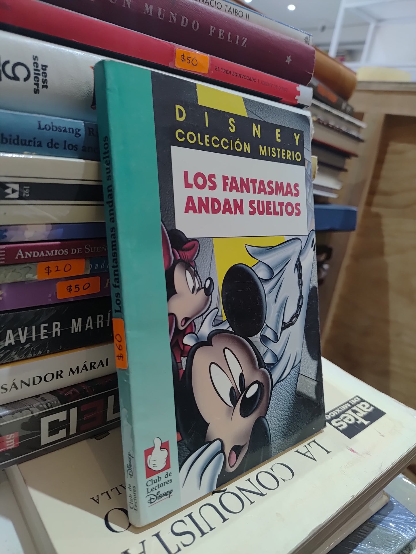 LOS FANTASMAS ANDAN SUELTOS POR EDITORIAL CLUB DE LECTORES USADO NOVELAS JUAREZ 515