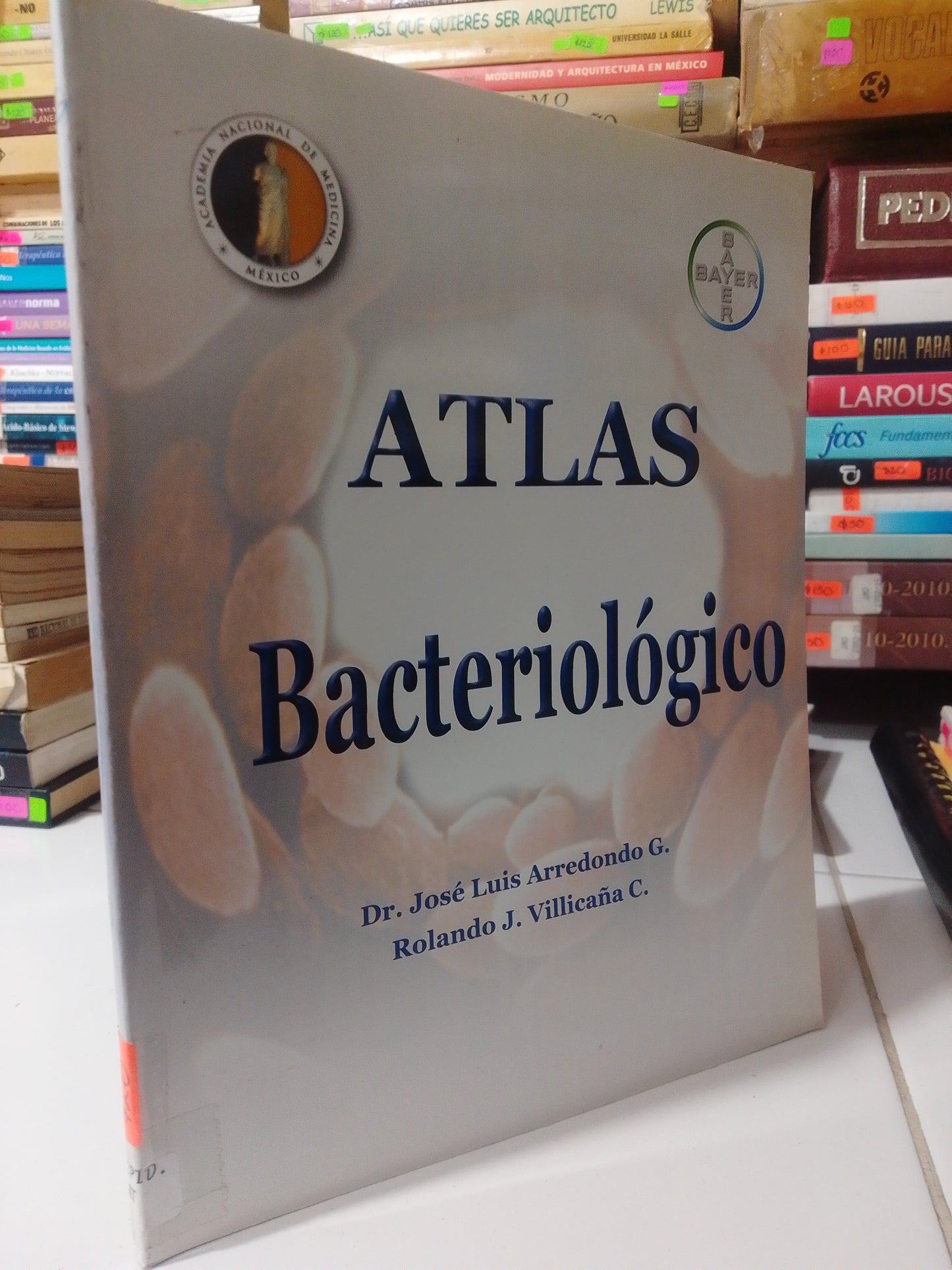 ATLAS BACTERIOLOGICO POR JOSE LUIS ARREDONDO USADO SALUD JUAREZ