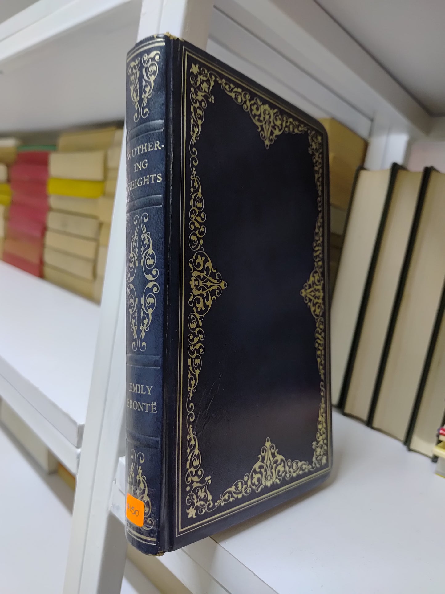 WUTHERING HEIGHTS POR EMILY BRONTE USADO IDIOMAS JUAREZ 515