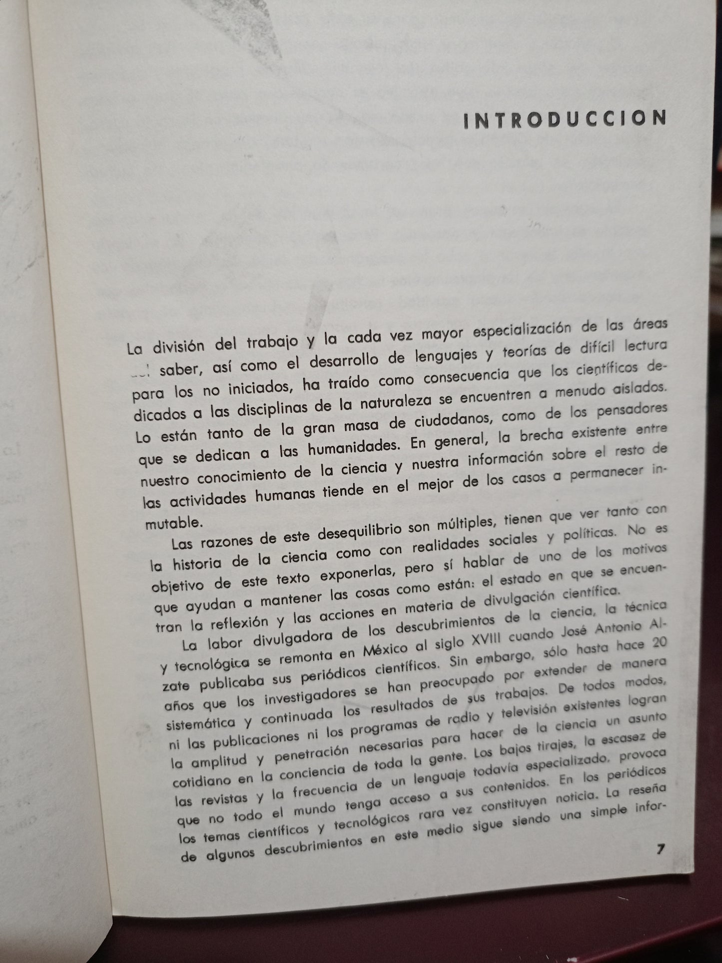 LA DIVULGACION DE LA TECNOLOGIA Y LA CIENCIA USADO CIENCIA LITERARIO 305