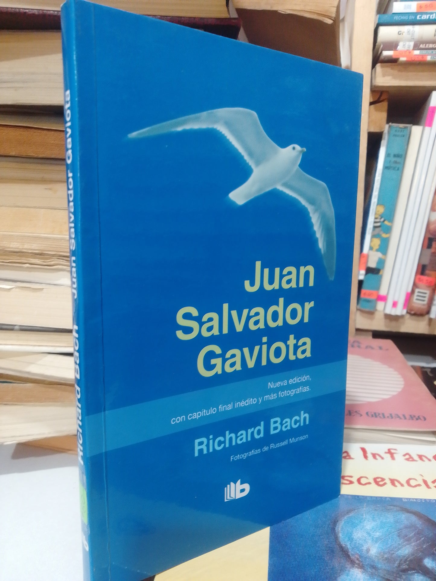 JUAN SALVADOR GAVIOTA POR RICHARD BACH USADO SUPERACION PERSONAL JUAREZ