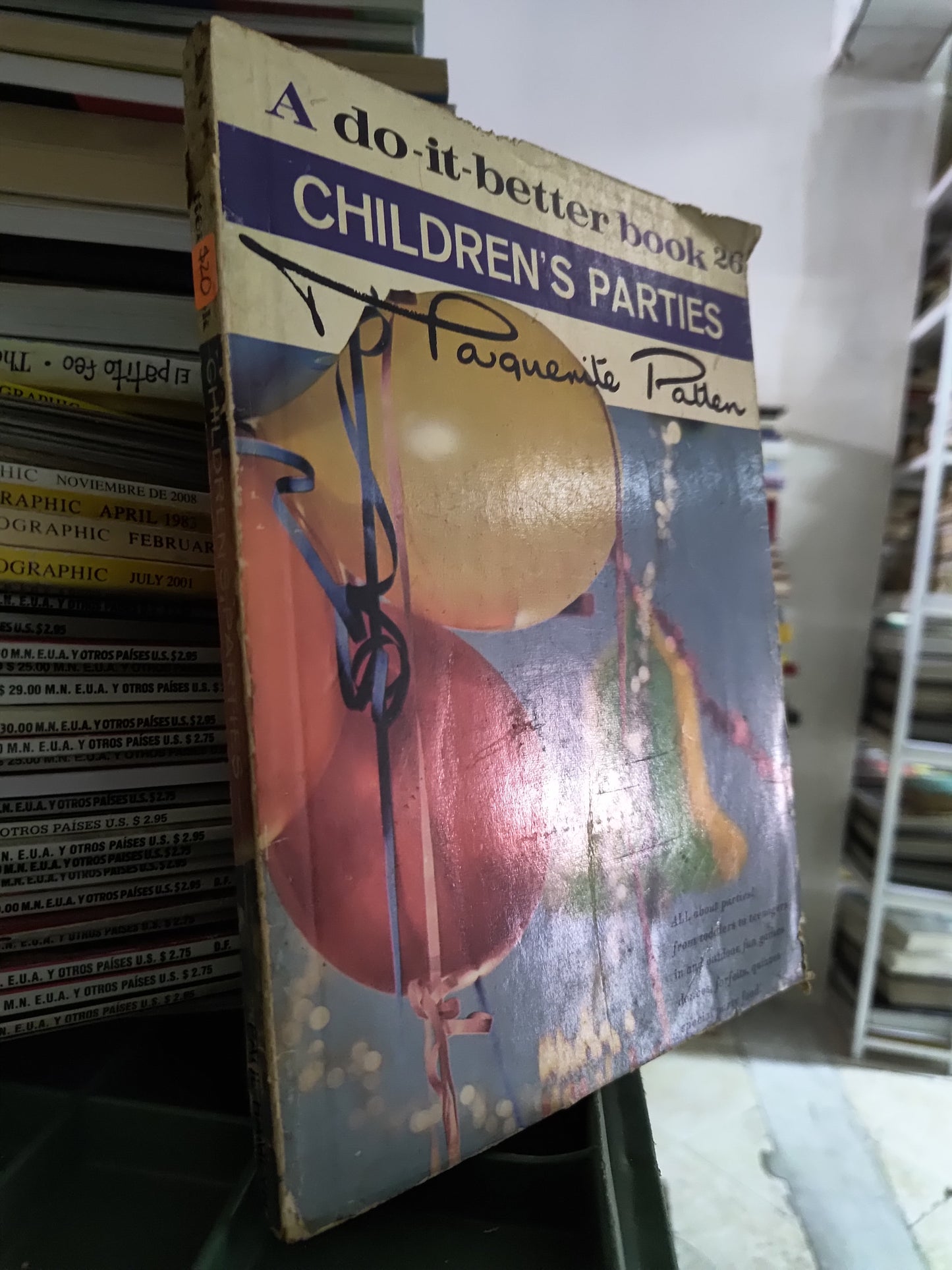CHILDRENS PARTIES POR PAUL HAMLYN USADO IDIOMAS JUAREZ 515