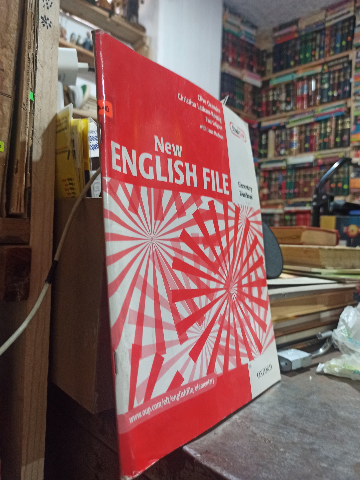NEW ENGLISH FILE POR VARIOS AUTORES USADO IDIOMAS ALDAMA