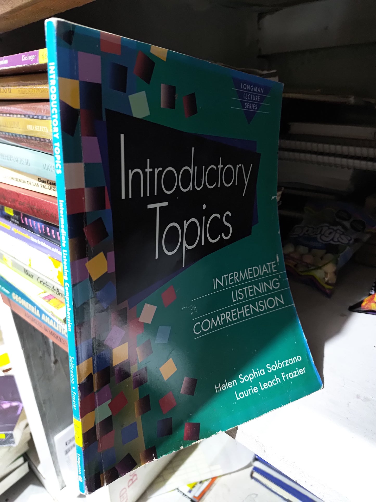 INTRODUCTORY TOPICS POR HELEN SOPHIA SOLORZANO USADO IDIOMAS JUAREZ