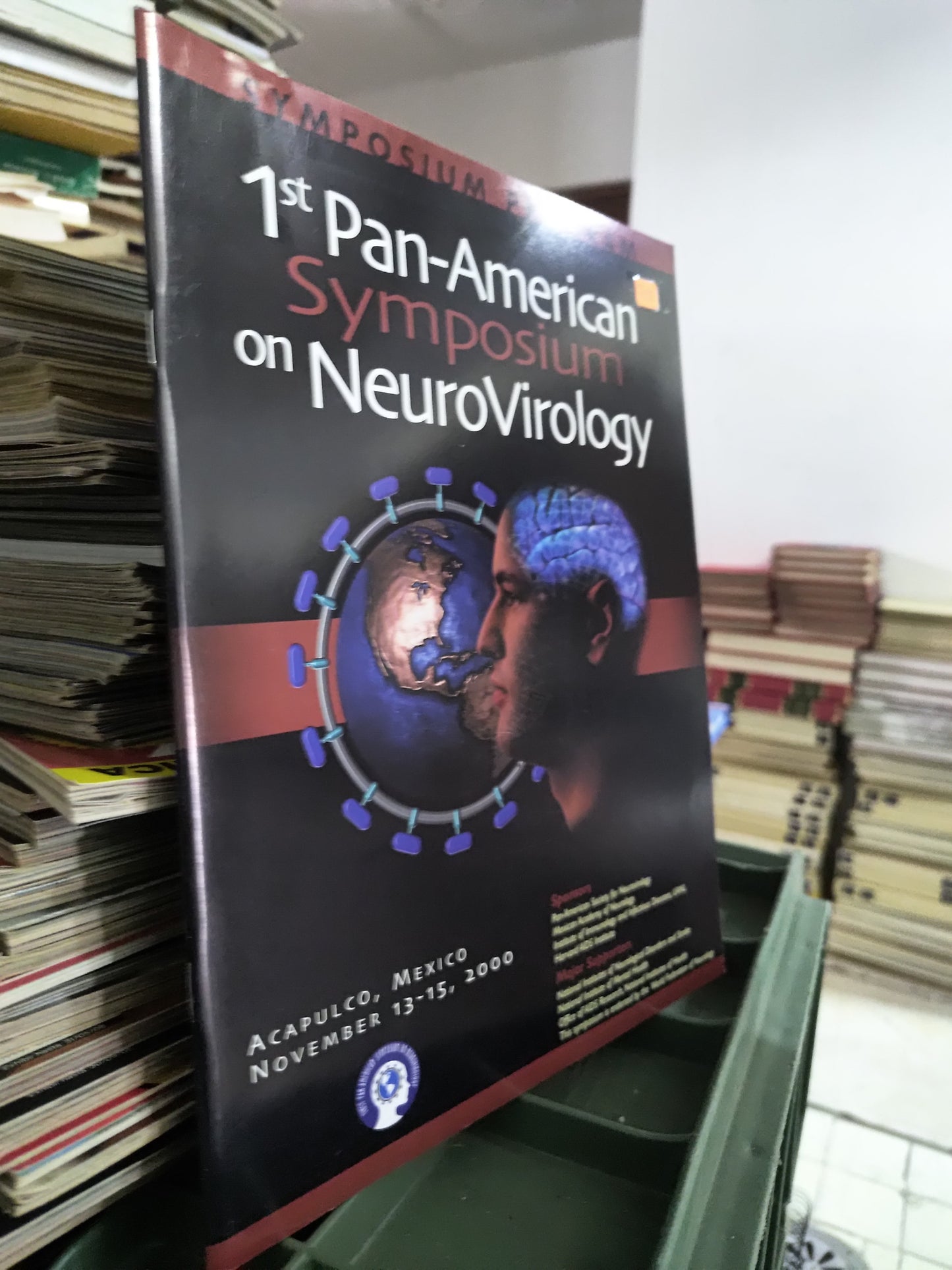 1ST PAN AMERICAN SYMPOSIUM ON NEUROVIROLOGY POR EDITORIAL UAG USADO IDIOMAS JUAREZ 515