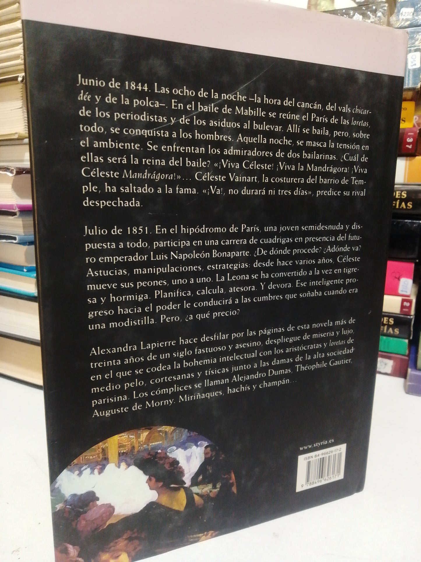 LA LEONA DEL BULEVAR POR ALEXANDRA LAPIERRE USADO NOVELA JUÁREZ