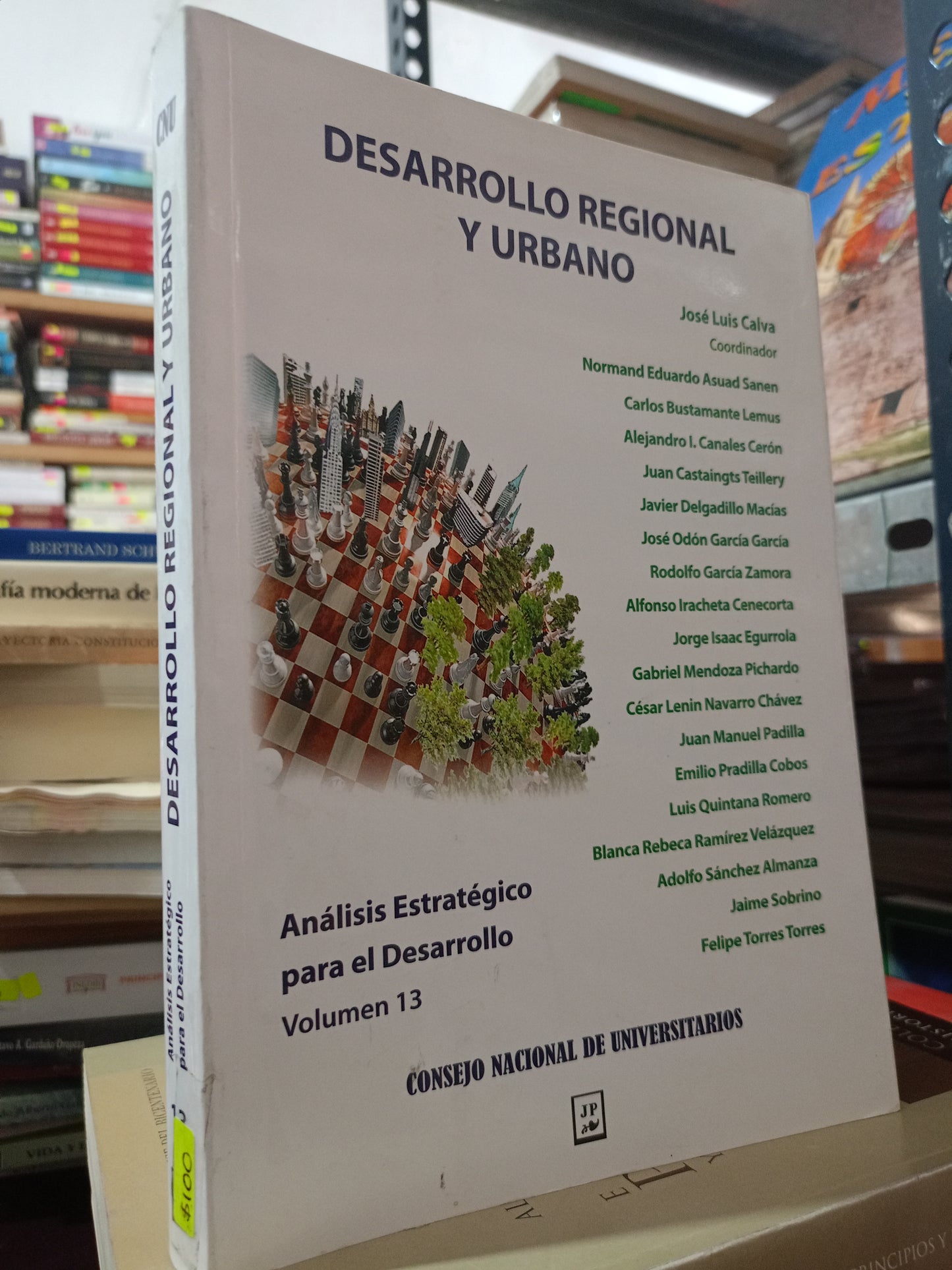 DESARROLLO REGIONAL Y URBANO USADO HISTORIA LITERARIO 305