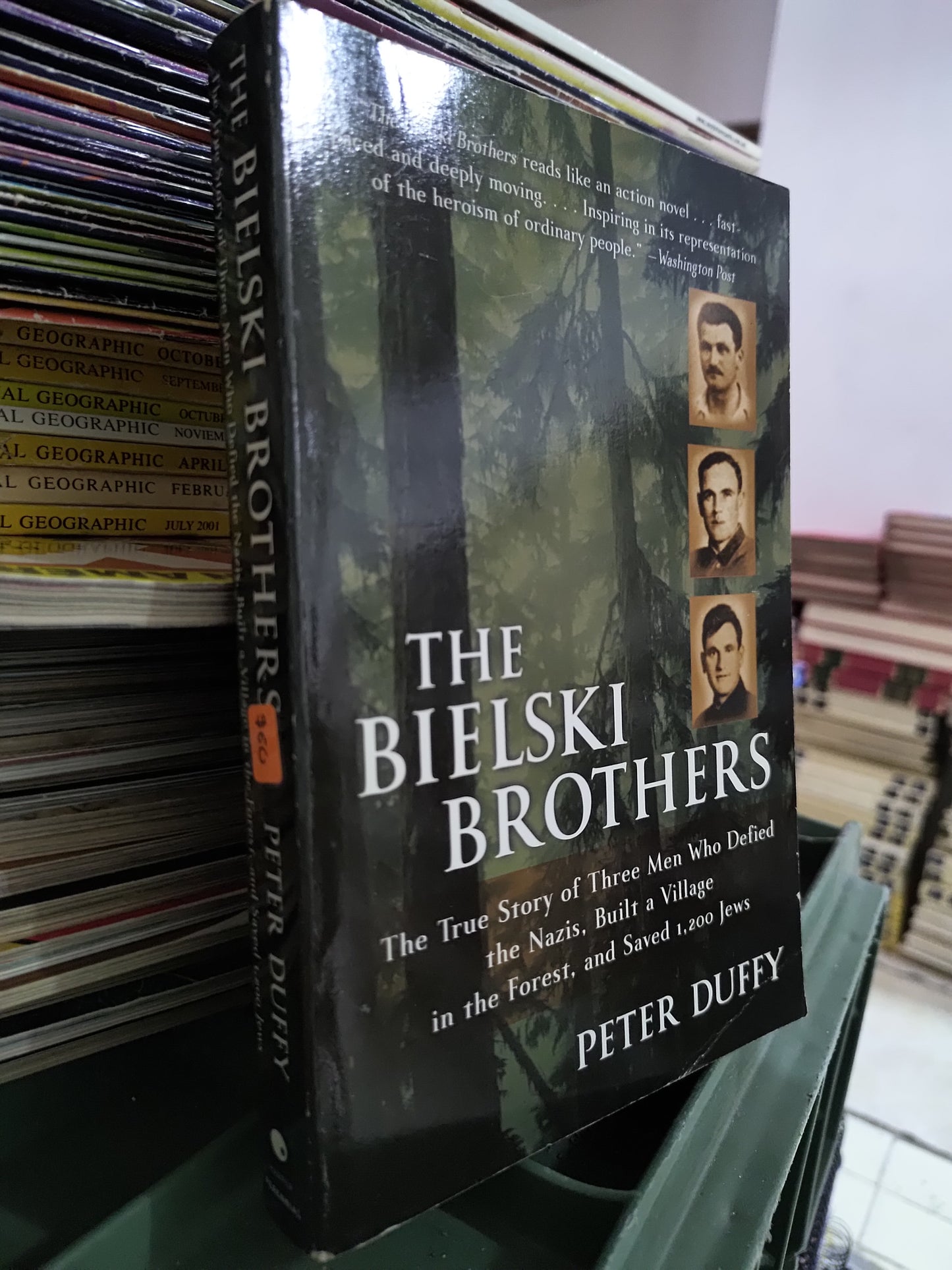 THE BELSKI BROTHERS POR PETER DUFFY USADO IDIOMAS JUAREZ 515