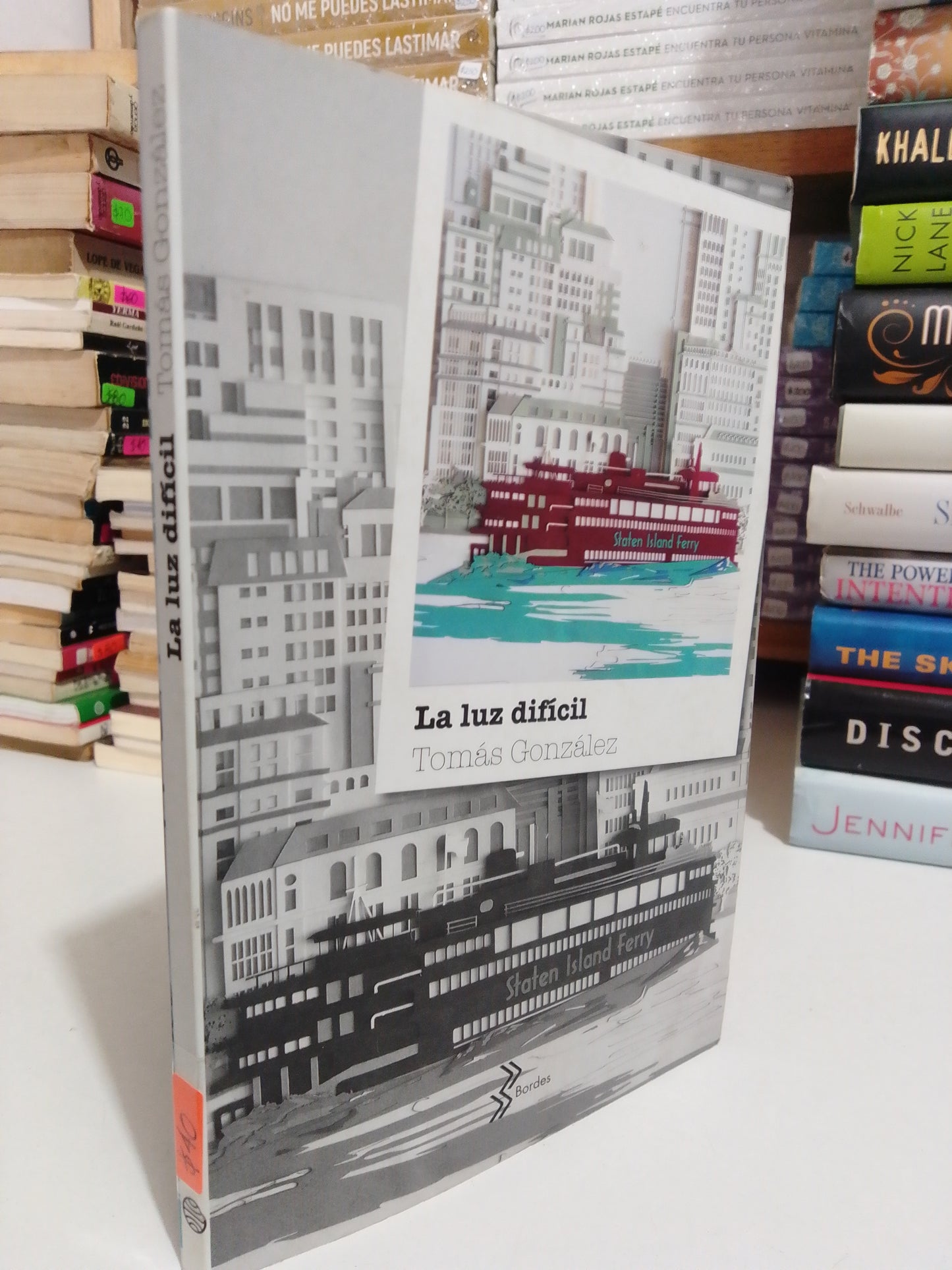 LA LUZ DIFÍCIL POR TOMAS GONZÁLEZ USADO NOVELA JUÁREZ