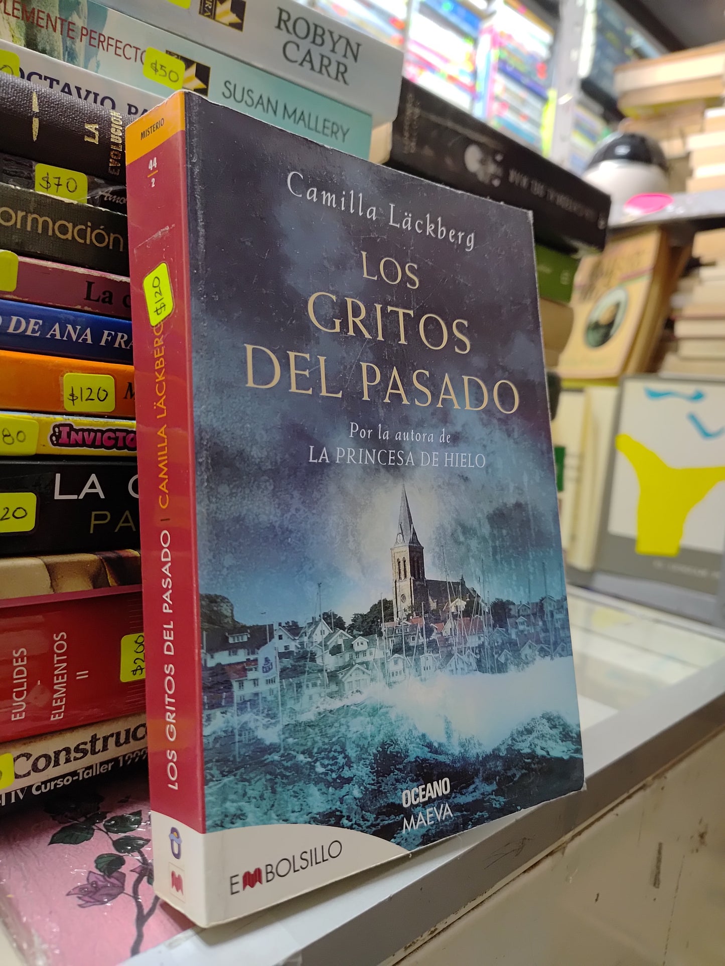 LOS GRITOS DEL PASADO POR CAMILA LACKBERG USADO NOVELAS JUAREZ 507