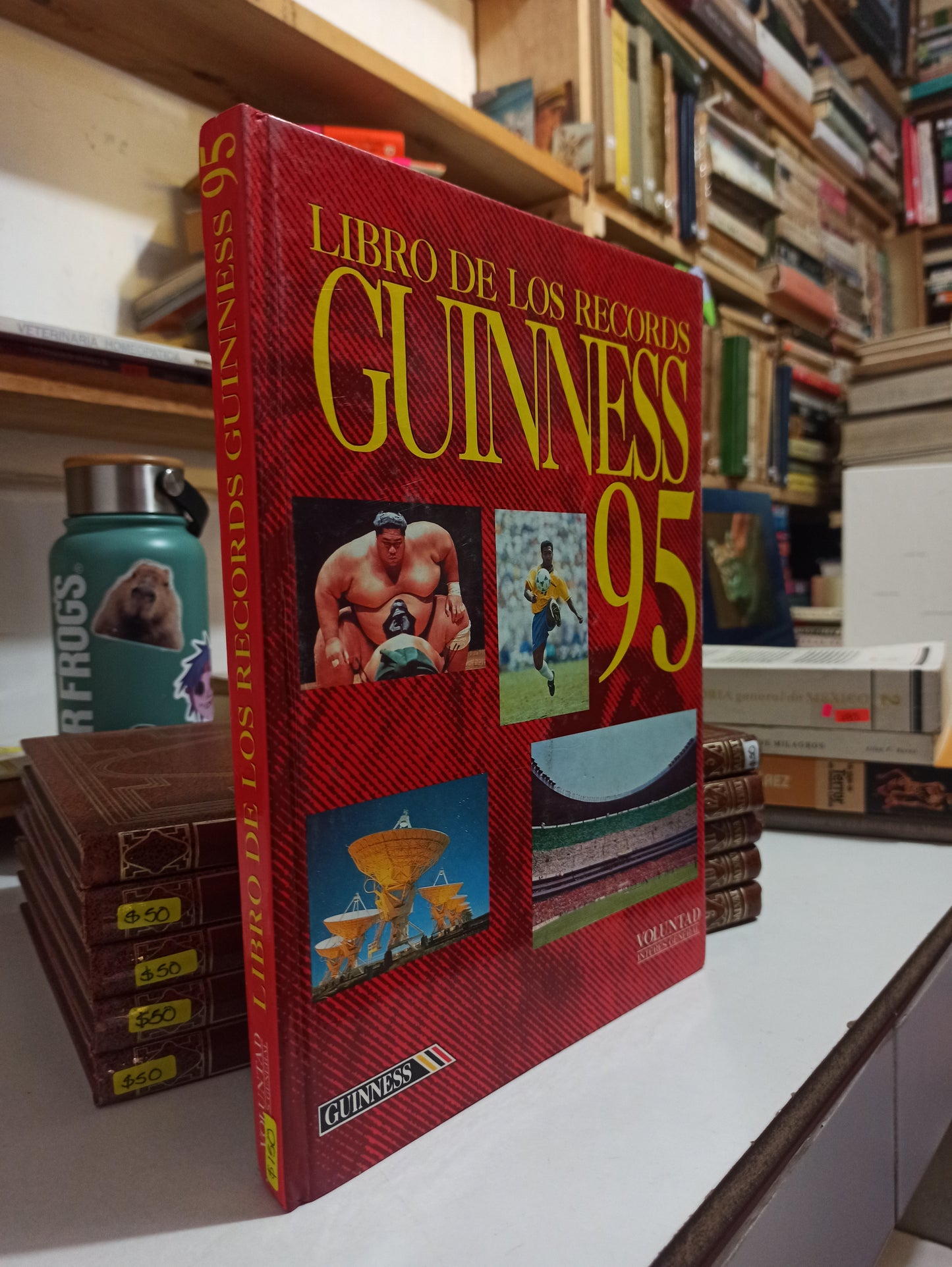 LIBRO DE LOS RECORD GUINNESS 95 POR PETER MATTHEWS USADO HISTORIA JUÁREZ