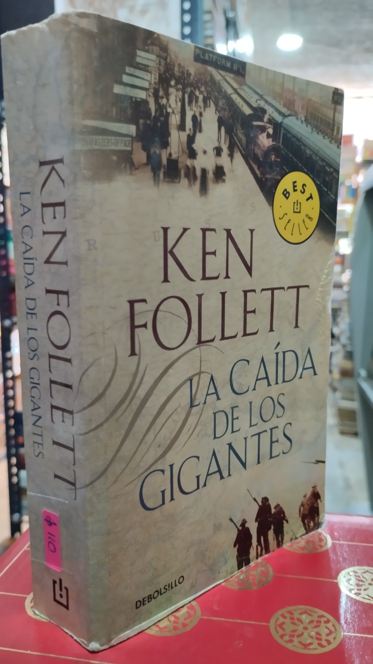 LA CAIDA DE LOS GIGANTES POR KEN FOLLETT LIBRO USADO NOVELAS ALDAMA