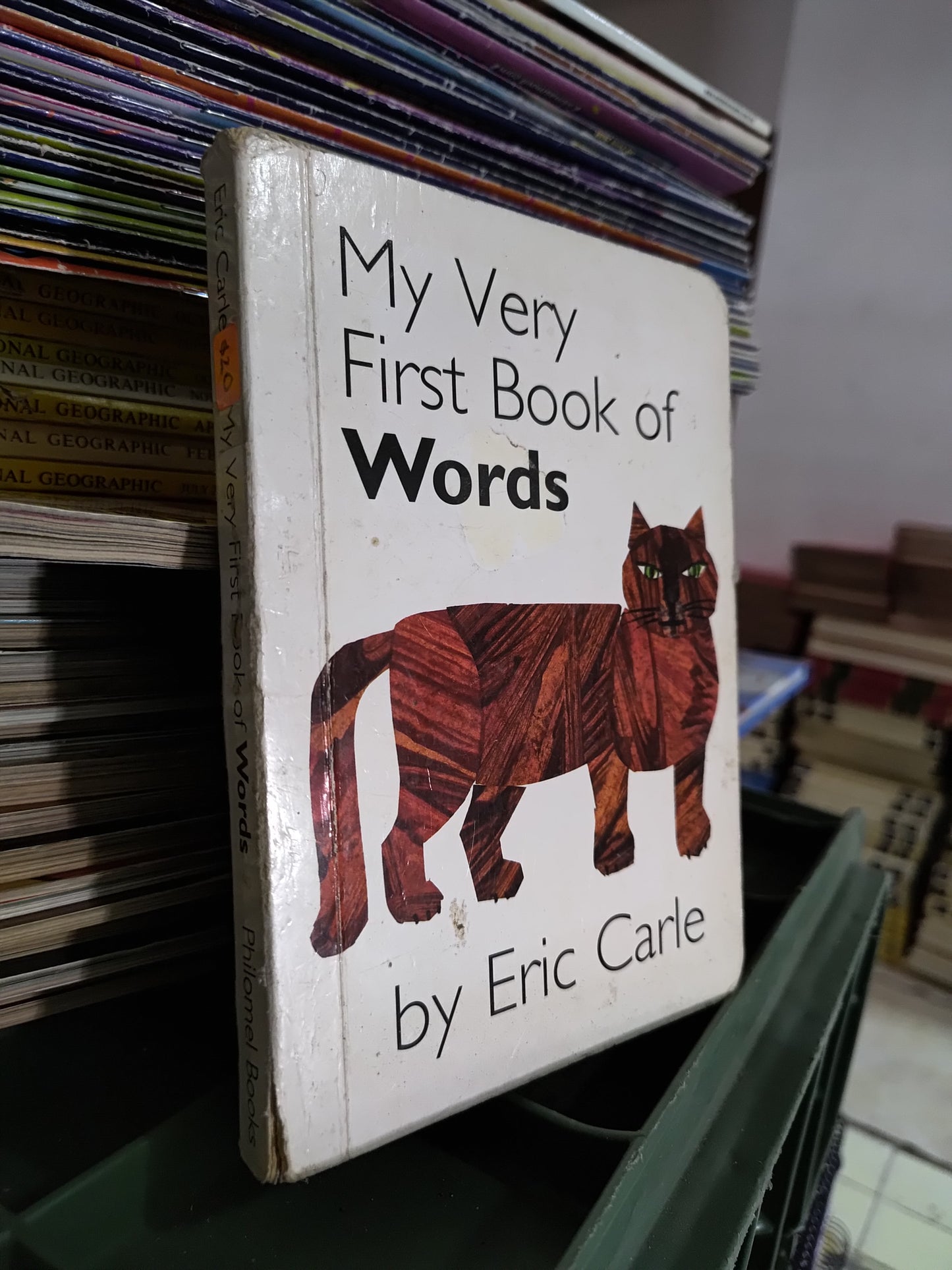 MY VERY FIRST BOOK OF WORDS POR ERIC CARLE USADO IDIOMAS JUAREZ 515