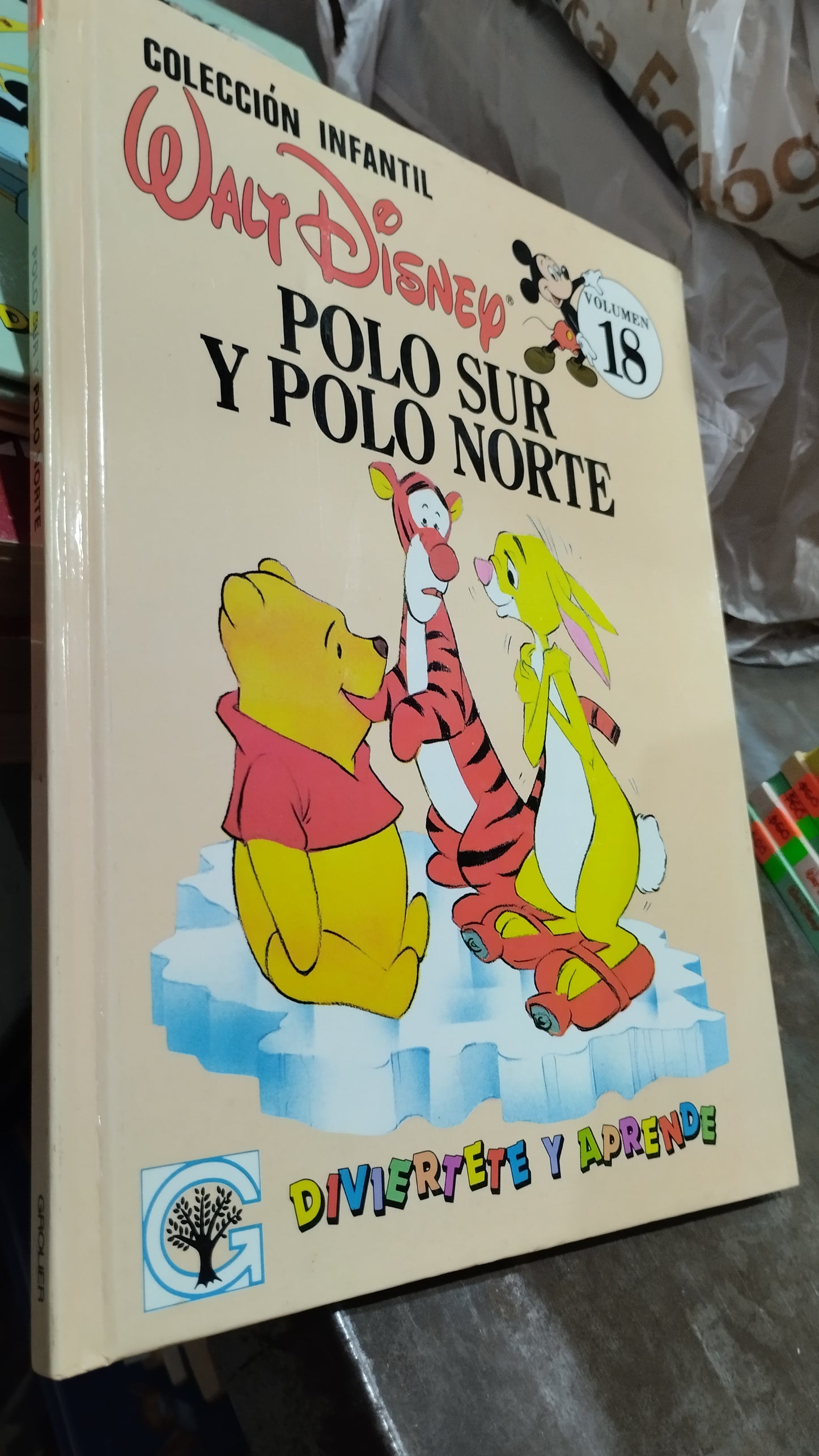 POLO SUR Y POLO NORTE POR EDITORIAL GROLIER LIBRO USADO INFANTIL ALDAMA