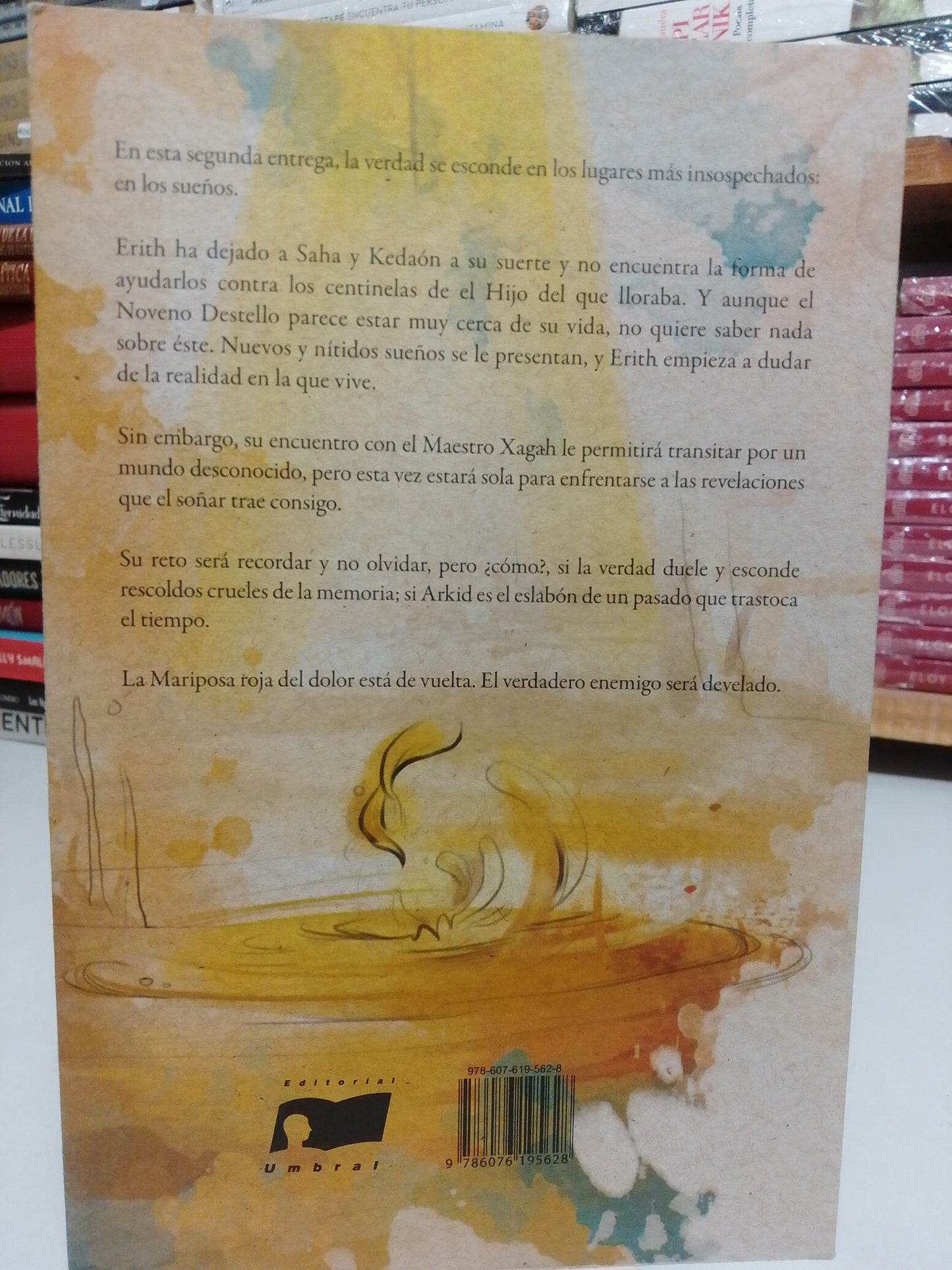 BAJO LAS ALAS DEL OLVIDO POR JUAN COMPARAN ARIAS USADO NOVELA JUAREZ