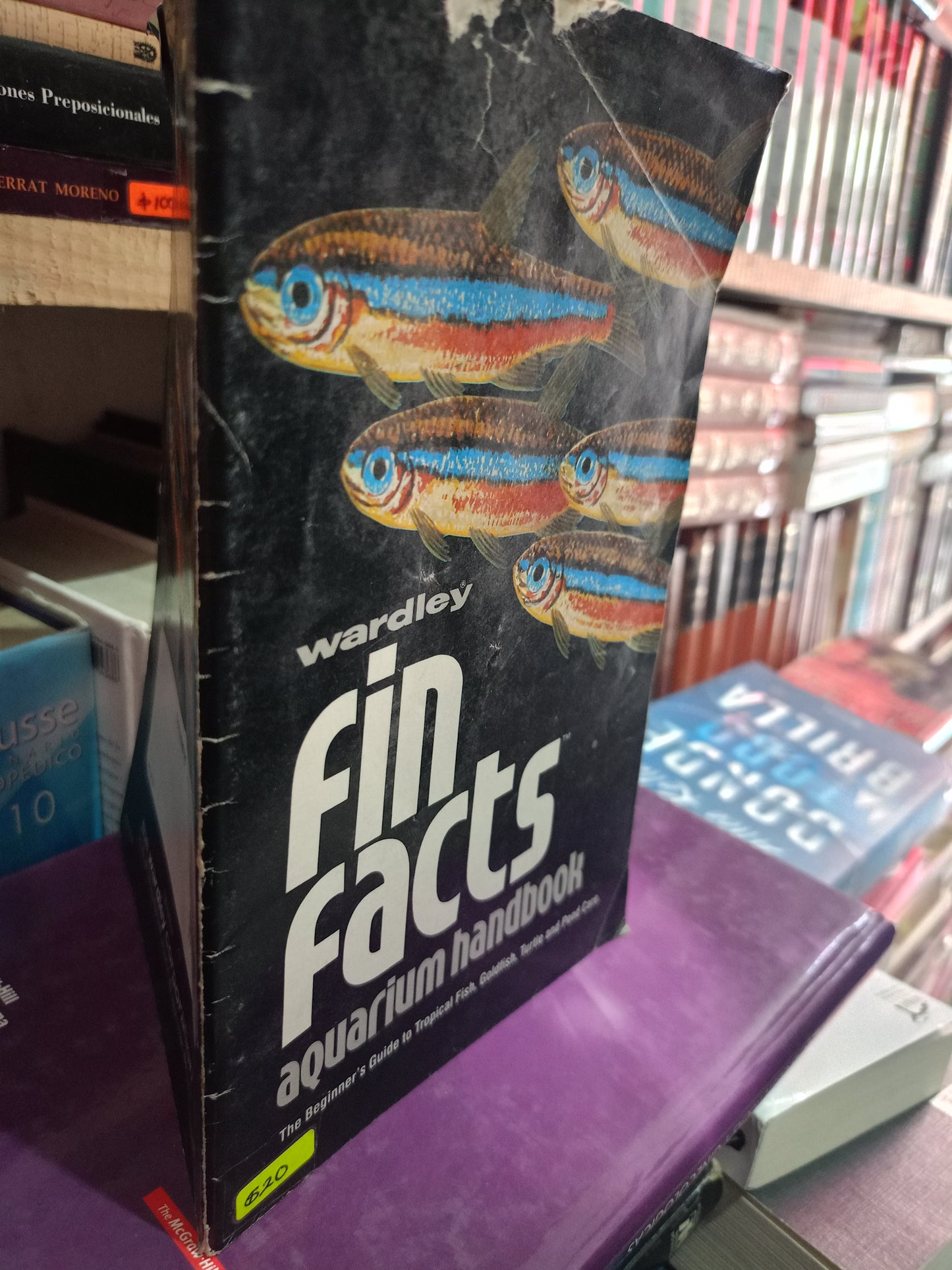FIN FACTS AQUARIUM HANDBOOK USADO ANIMALES LITERARIO 305