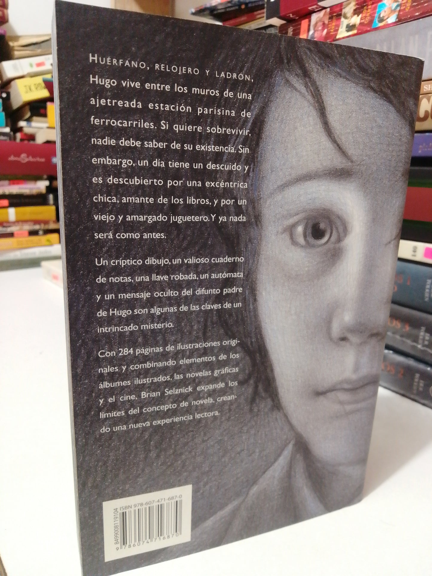 LA INVENCION DE HUGO CABRET POR BRIAN SELZNICK USADO NOVELA JUAREZ