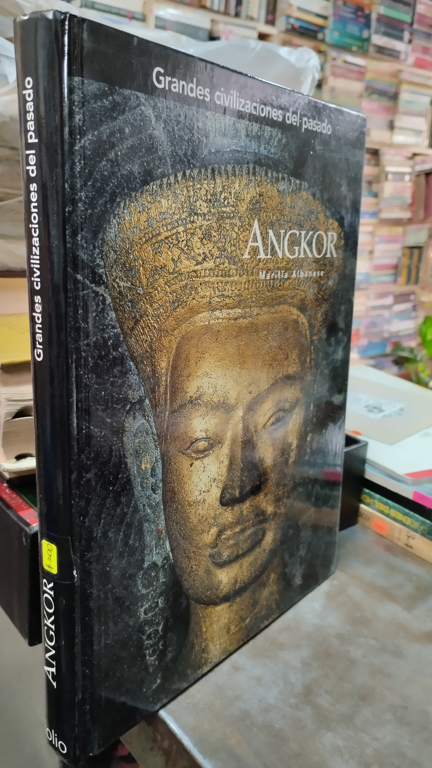 ANGKOR LIBRO USADO HISTORIA ALDAMA