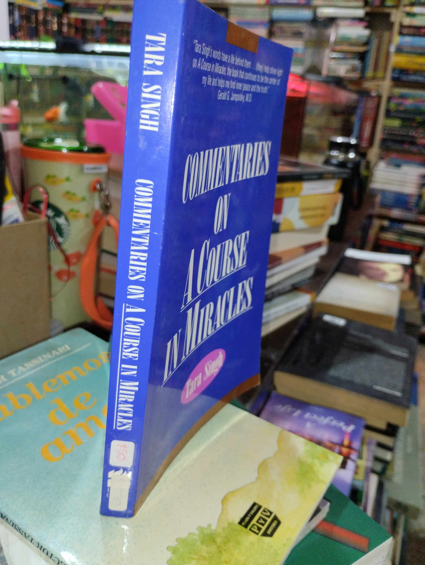 COMMENTARIES ON A COURSE IN MIRACLES POR TARA SINGH USADO RELIGION ALDAMA