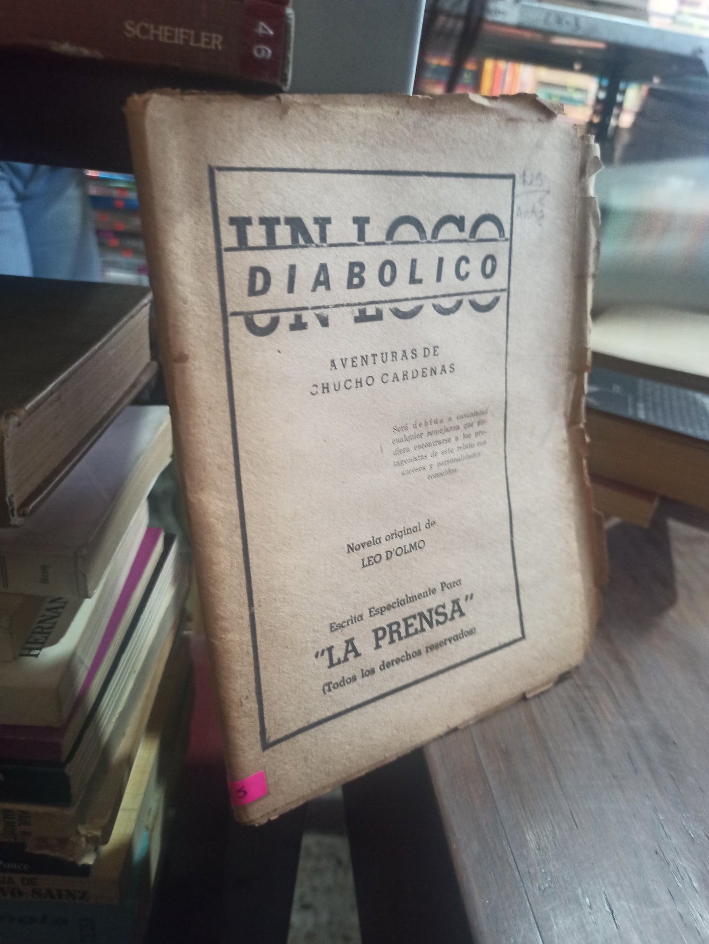 UN LOCO DIABÓLICO POR CHUCHO CARDENAS USADO ANTIGUOS ALDAMA