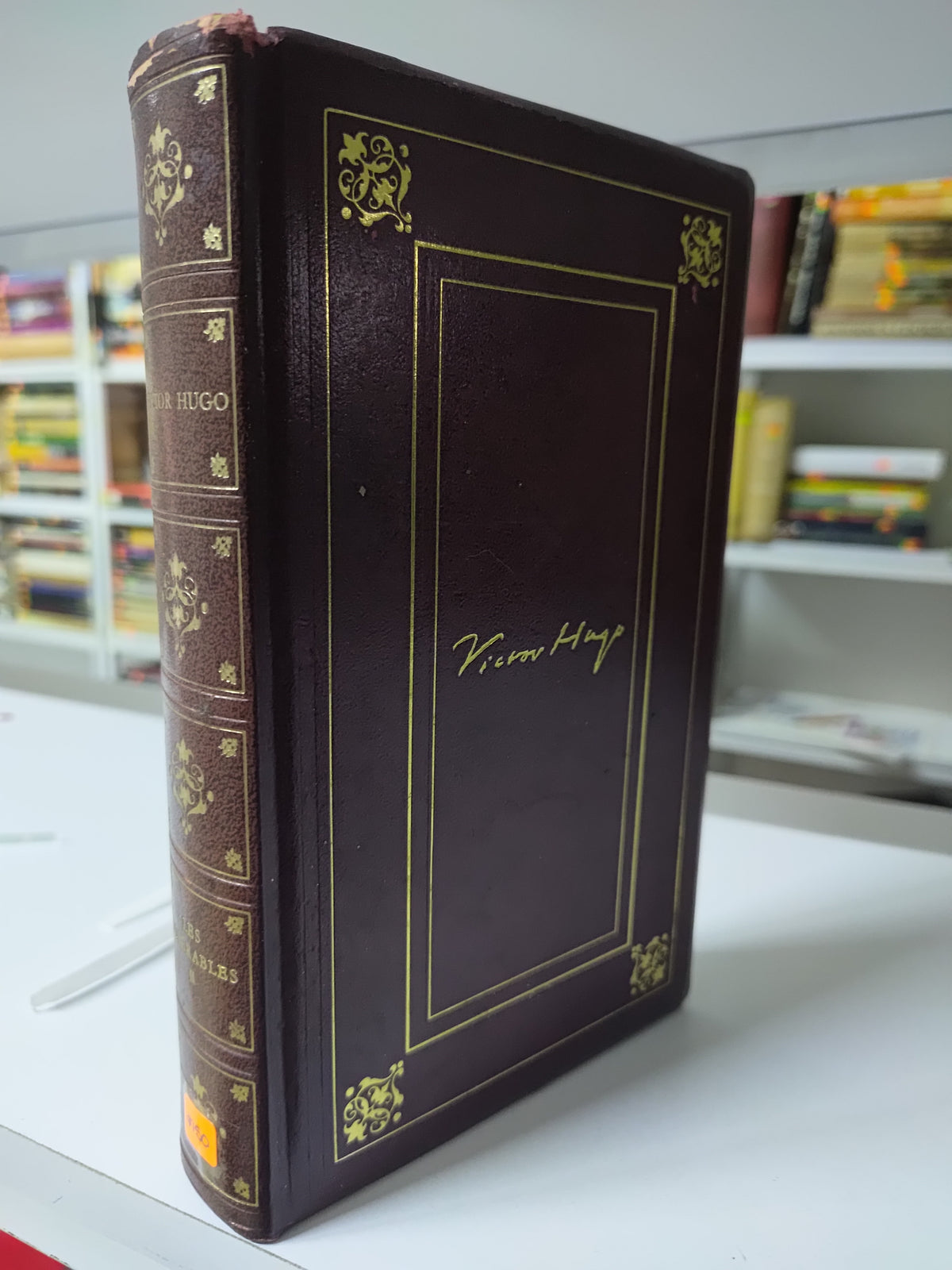 LES MISERABLES 2 POR VICTOR HUGO USADO IDIOMAS JUAREZ 515