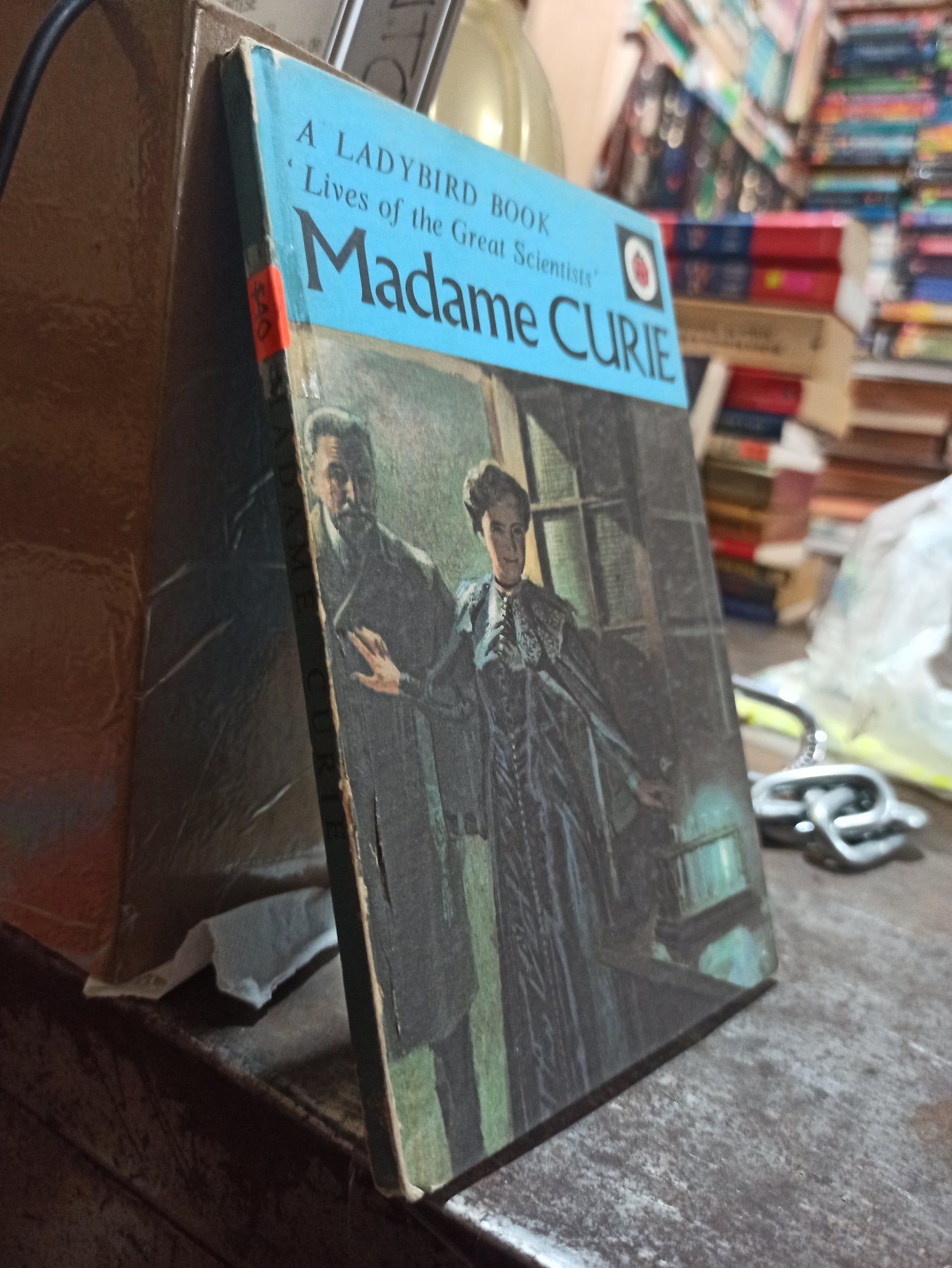 MADAME CURIE POR L. DU GARDE PEACH USADO IDIOMAS ALDAMA