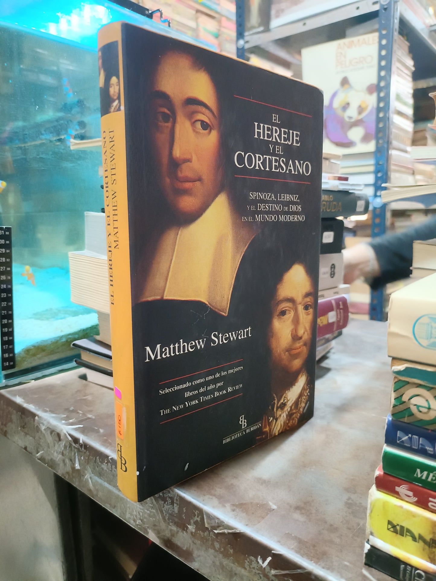 EL HEREJE Y EI  CORTESANO POR MATTHEW STEWAT USADO NOVELA ALDAMA