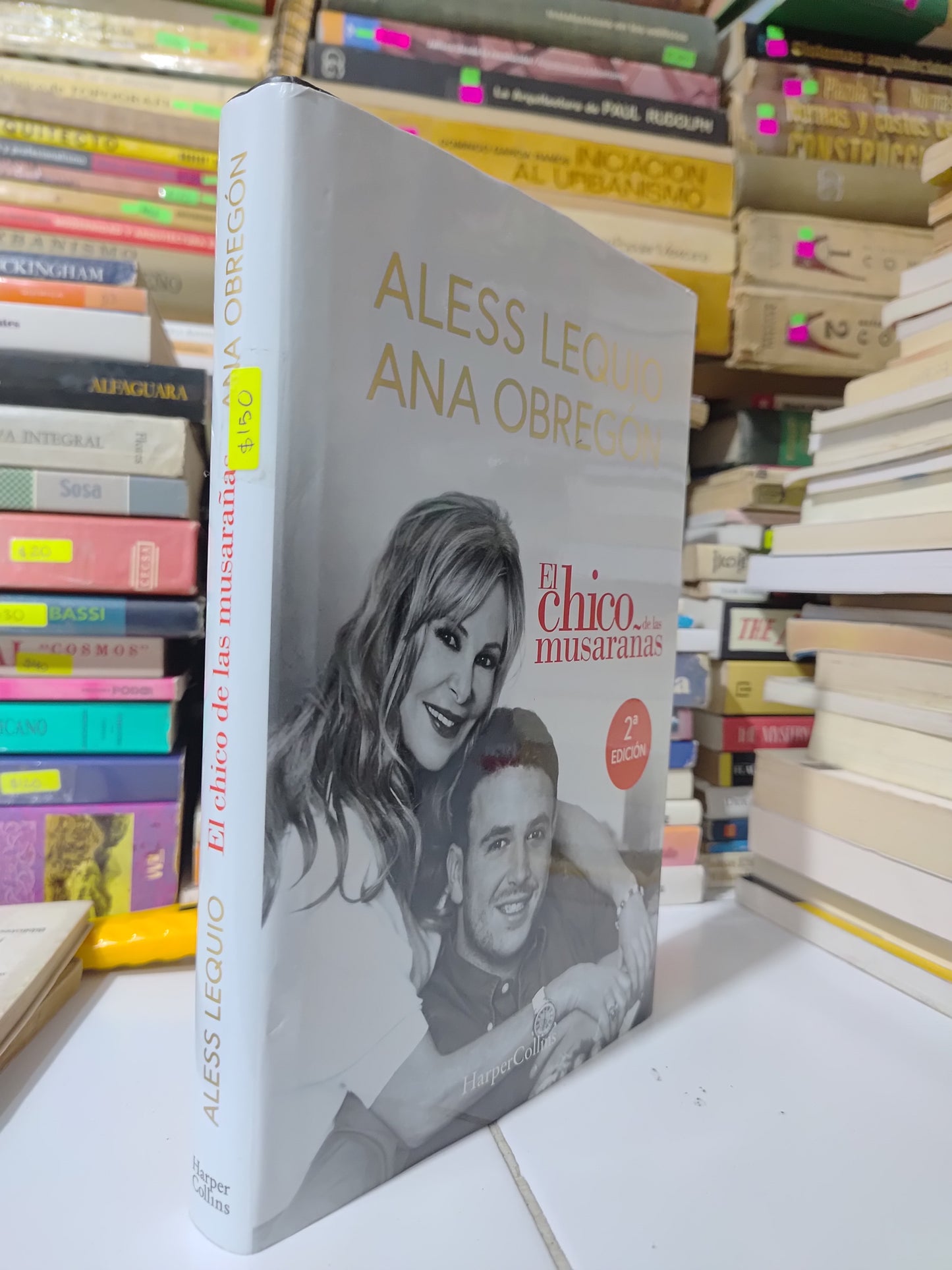 EL CHICO DE LAS MUSARAÑAS POR ALESS LEQUIO USADO NOVELAS JUAREZ