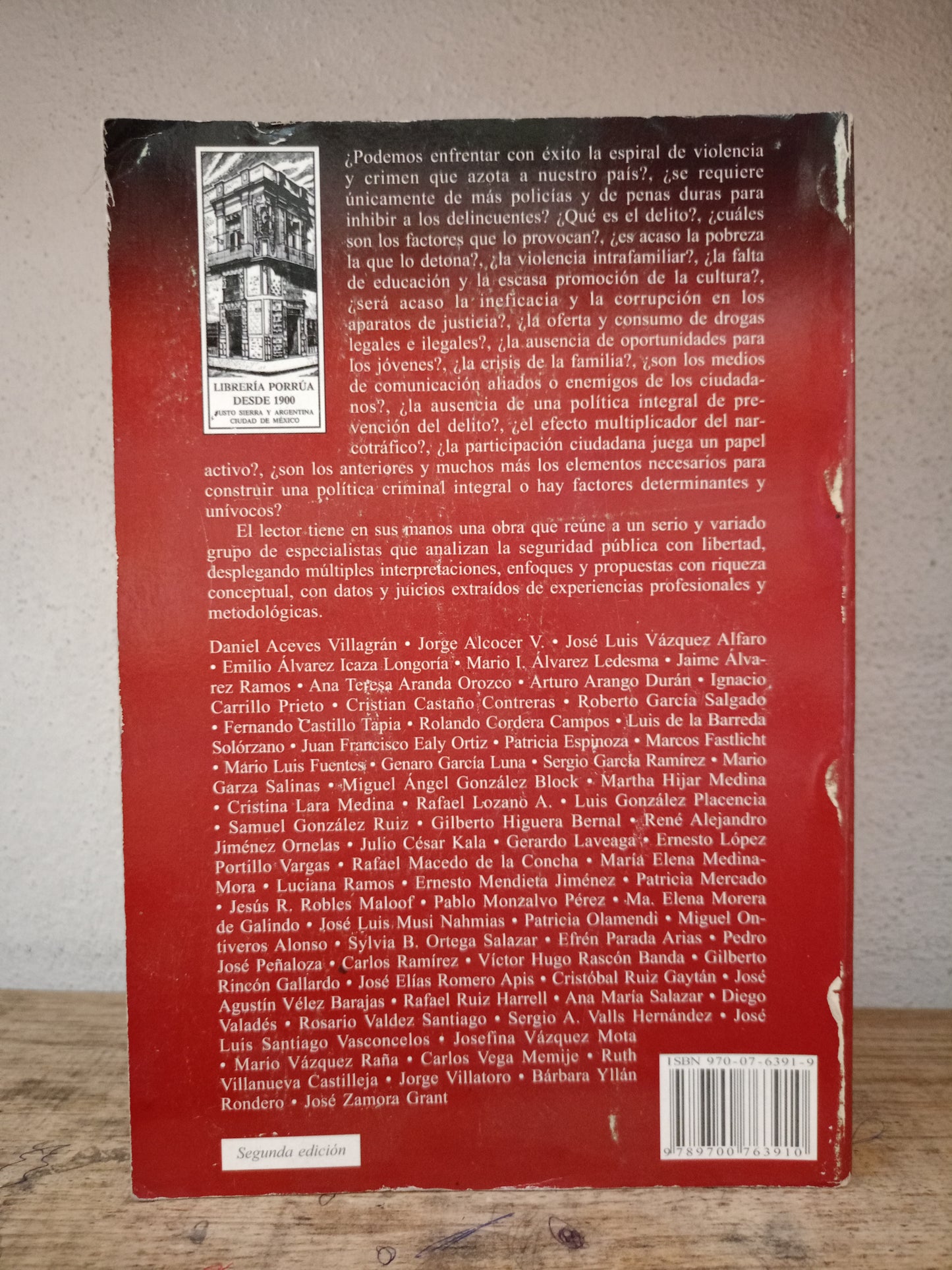 SEGURIDAD PÚBLICA VOCES DIVERSAS EN UN ENFOQUE MULTIDISCIPLINARIO POR PEDRO JOSÉ PEÑALOZA USADO DERECHO LITERARIO 305