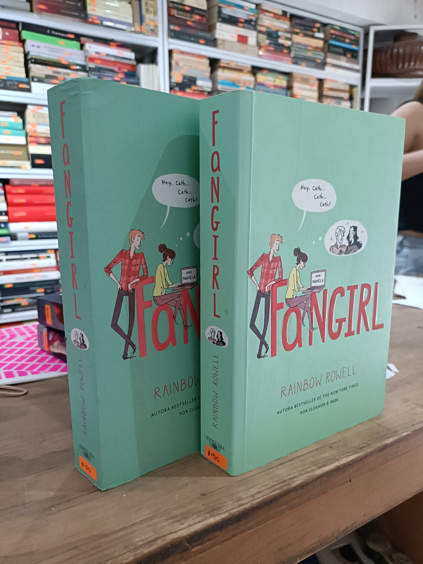 FANGIRL POR RAINBOW ROWELL USADO NOVELA JUAREZ 515