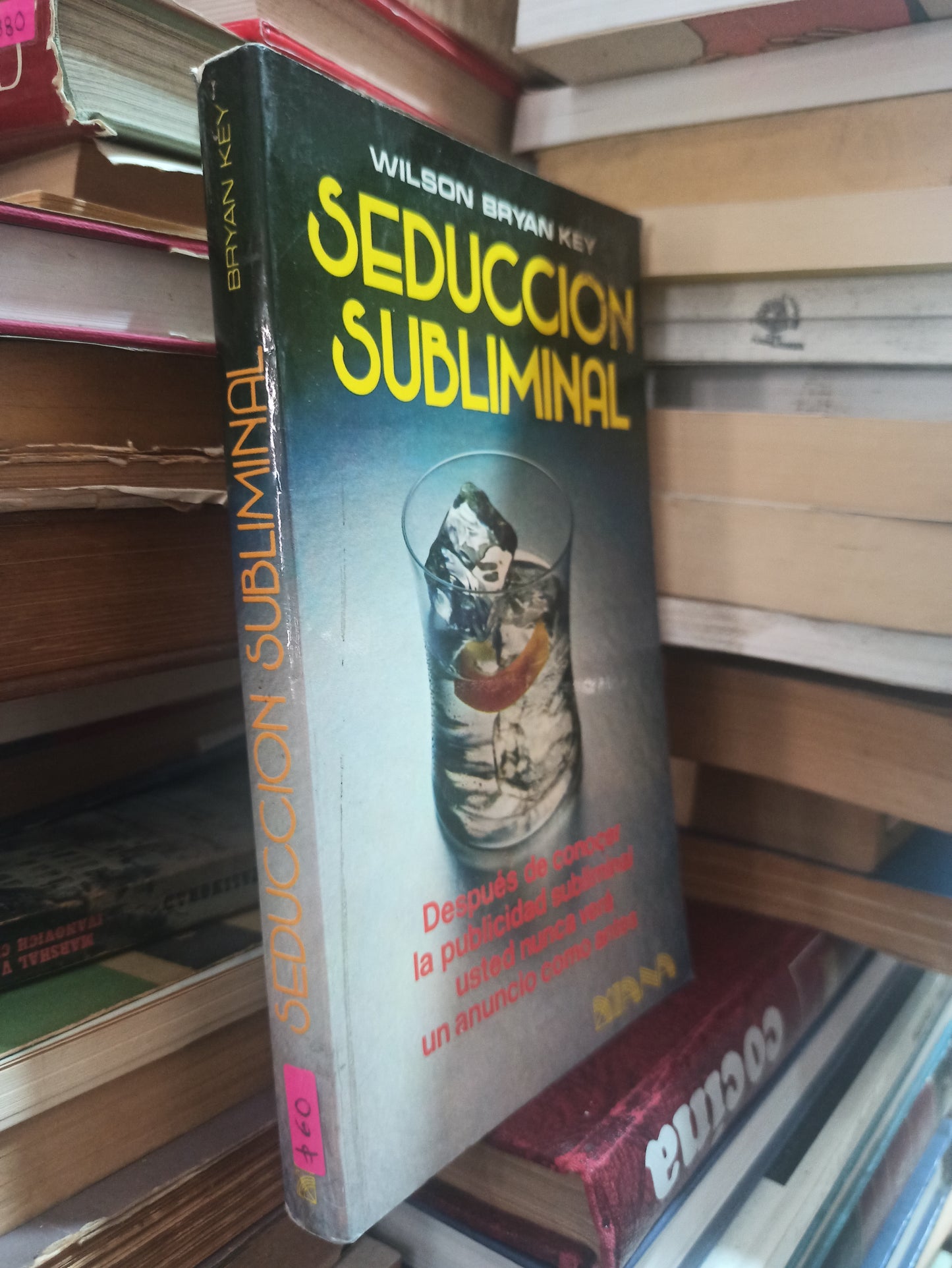 SEDUCCIÓN SUBLIMINAL POR WILSON BRYAN KEY USADO SUPERACIÓN PERSONAL ALDAMA