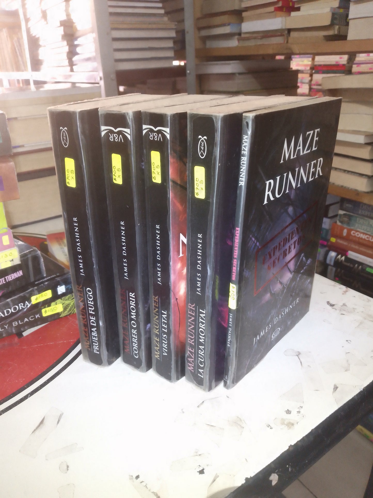 MAZE RUNNER (SAGA) POR JAMES DASHNER (5 TOMOS X $700) USADO NOVELA LITERARIO 207